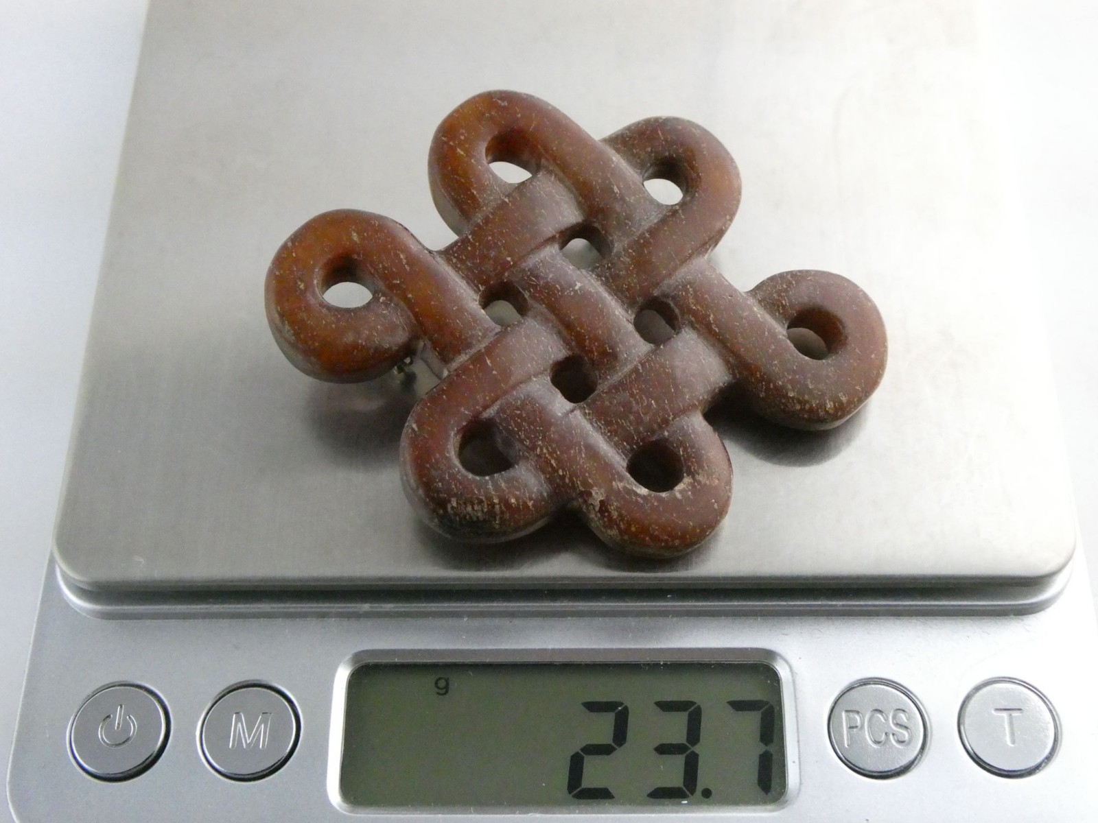 Vintage Carved Brown Hsiu Jade Serpentine Knot Pin Brooch 23.7g 2 3/8 Inches