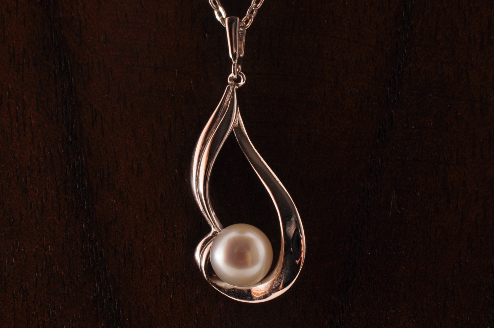 Near mint Japan brand “MIKIMOTO” Akoya pearl pendant 925 silver (total 13.0ct).