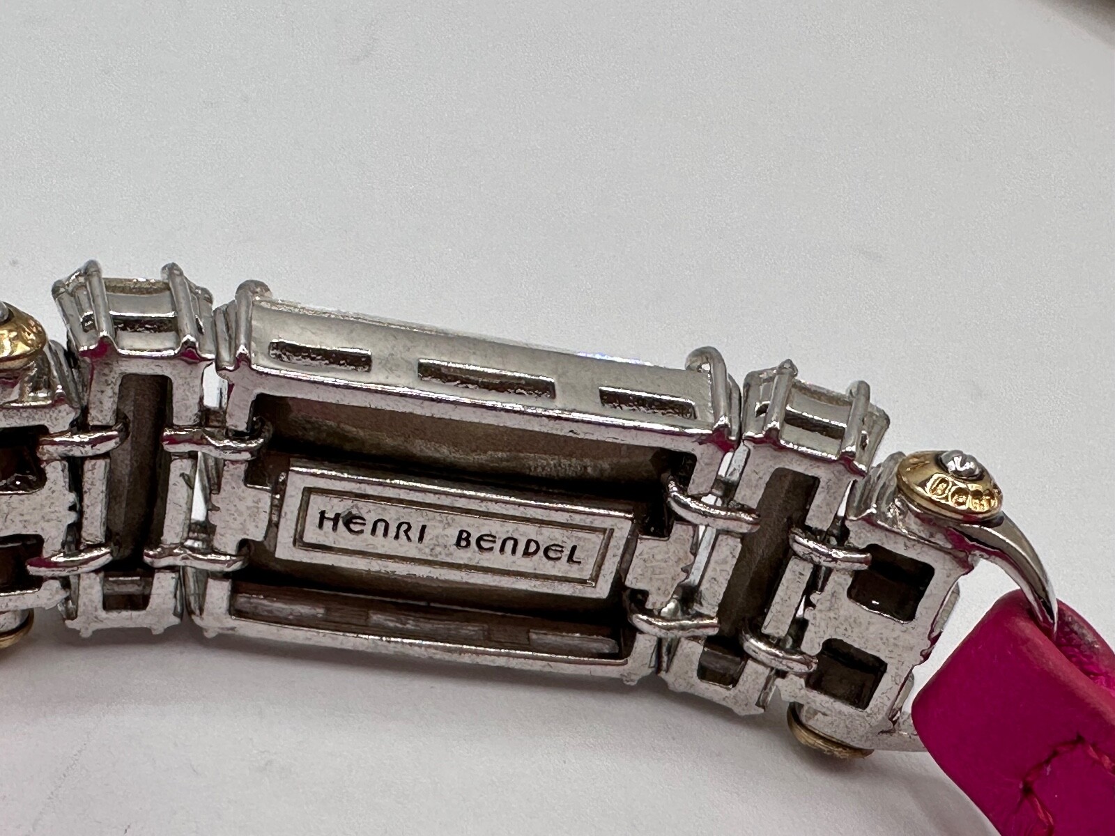 GOLD SILVER PLATED CRYSTAL FUCHSIA PINK SKIN HENRI BENDEL SIGNED BUCKLE BRACELET