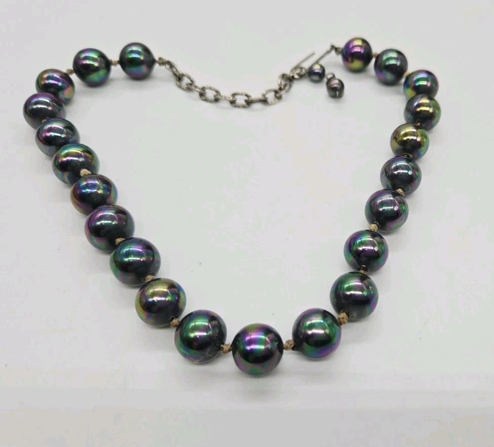 Peacock Black Pearl Hand Strung Beaded Choker Necklace Hand tied knot Vtg 16 in