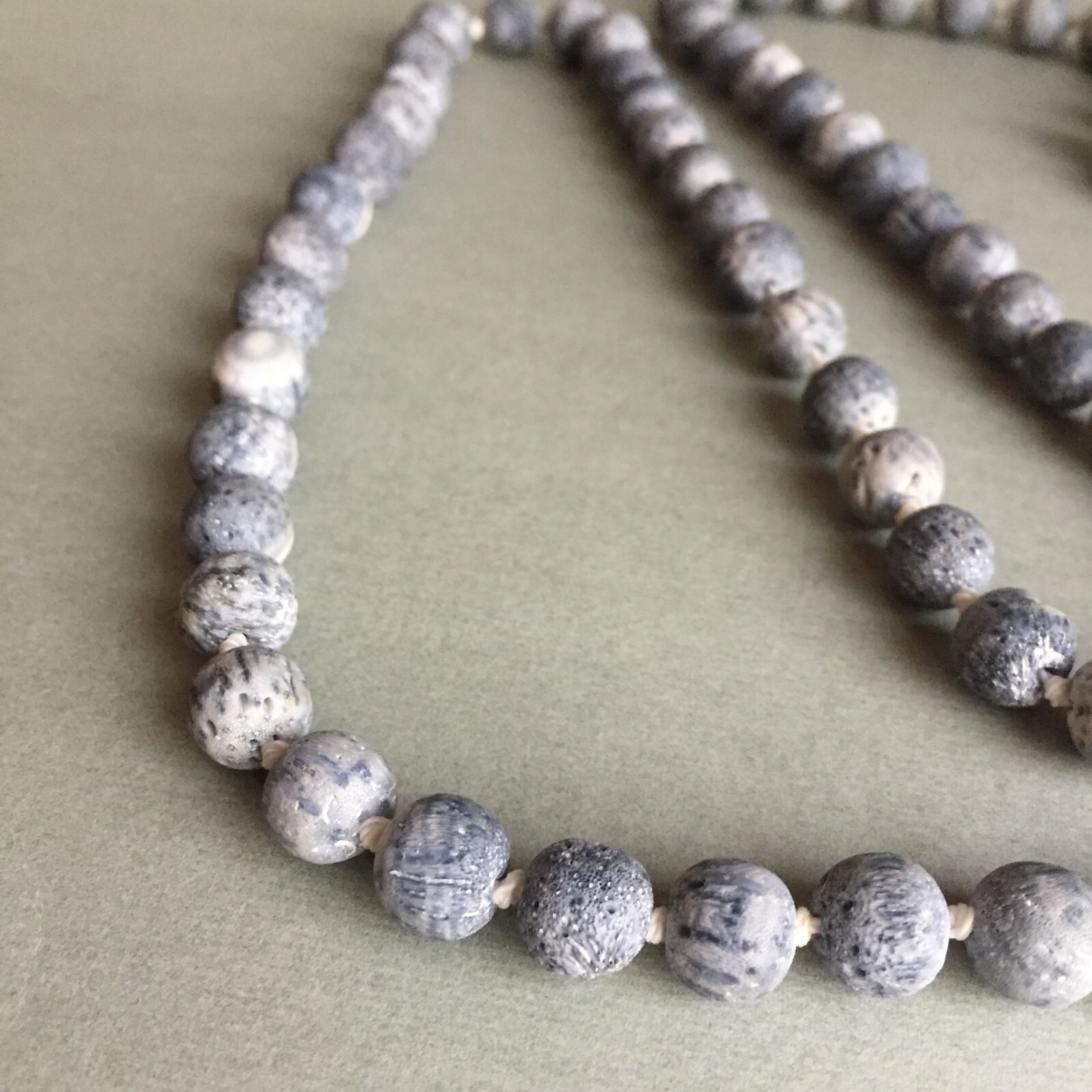 Vintage Blue Sponge Coral round Beads 1cm Necklace 33″ hand knotted