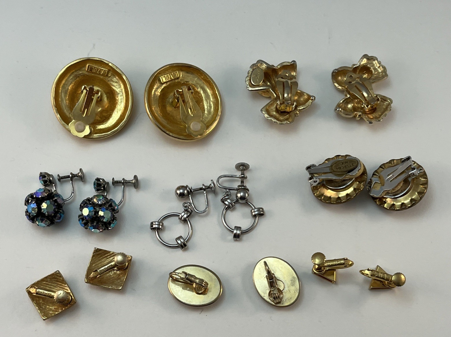 Vintage LOT of 8 Pair Clip-On Screwback Earrings Weiss Gay Boyer Napier Lazuli