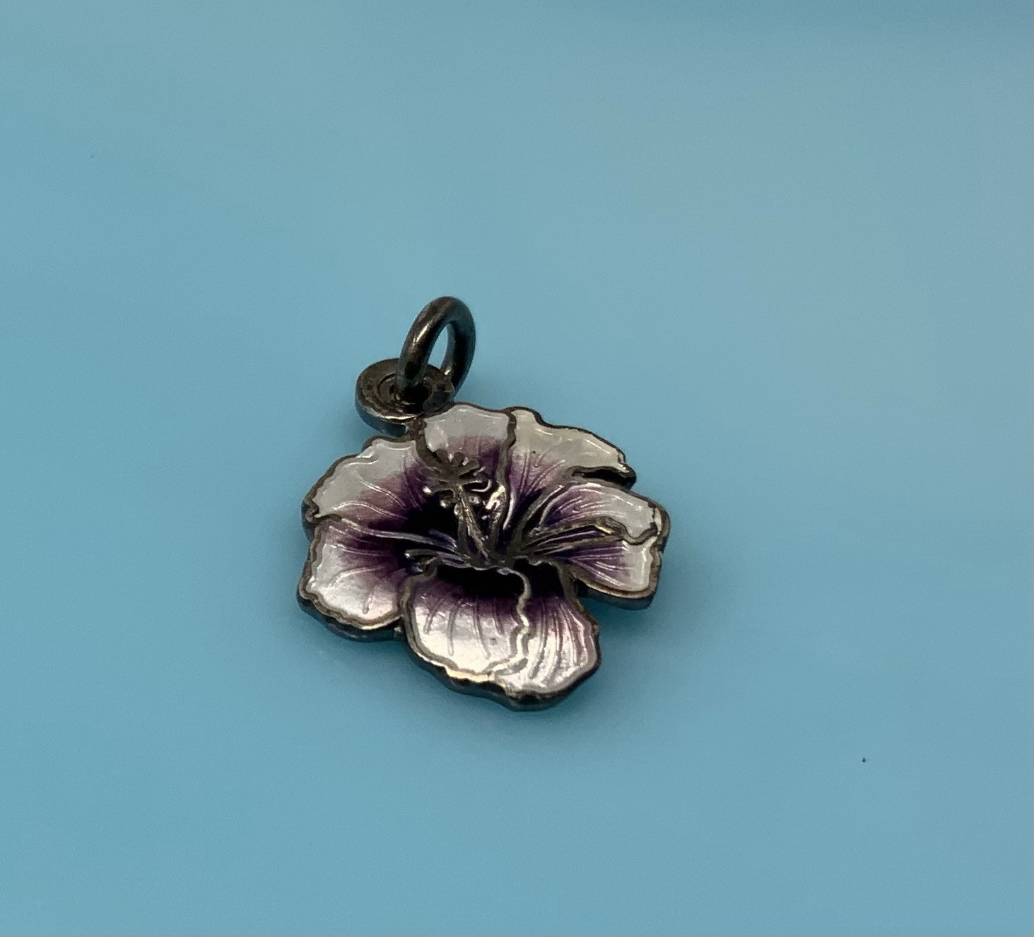 Vintage 980 Sterling Silver Enamel Purple White Hibiscus Mexico Flower Charm 2.2
