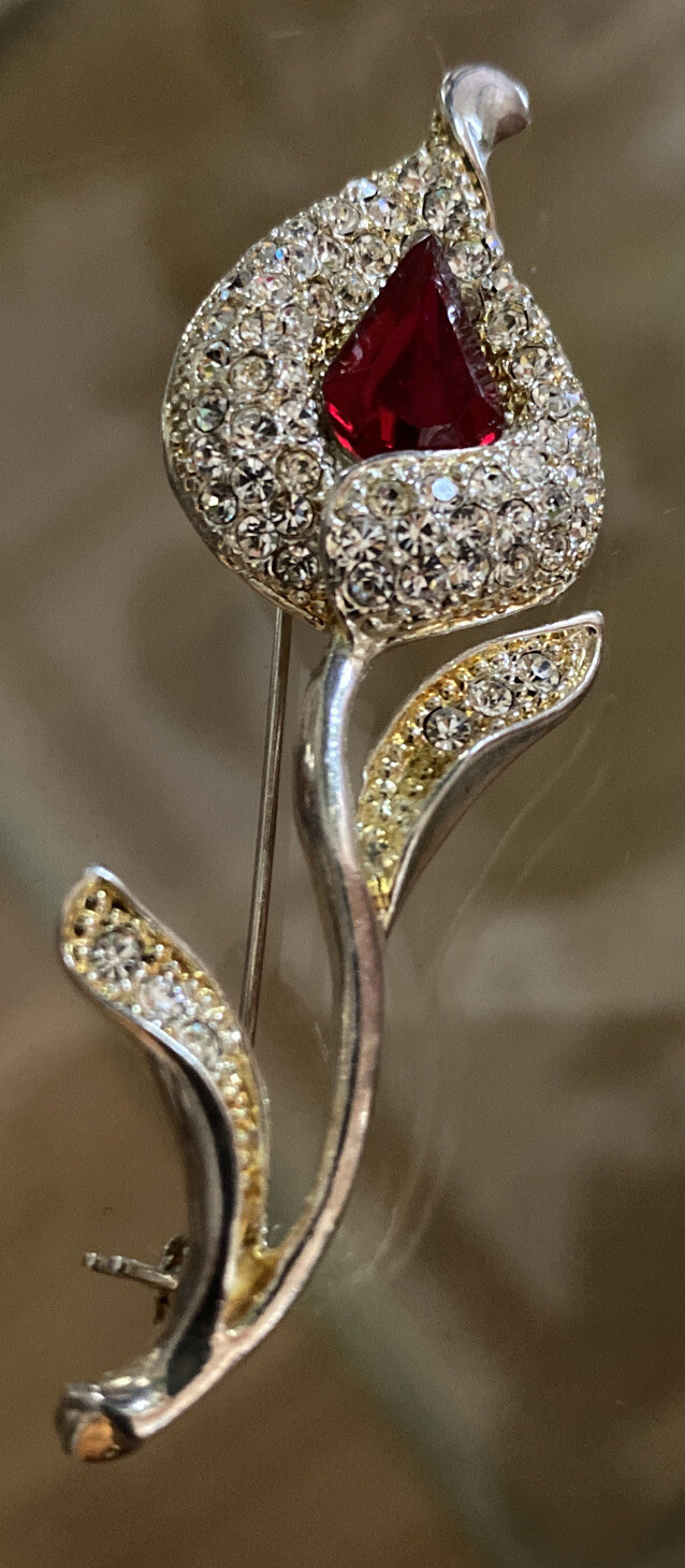 Vintage SP WLIND Silver plated Crystal Rose Bud Pin Stunning!