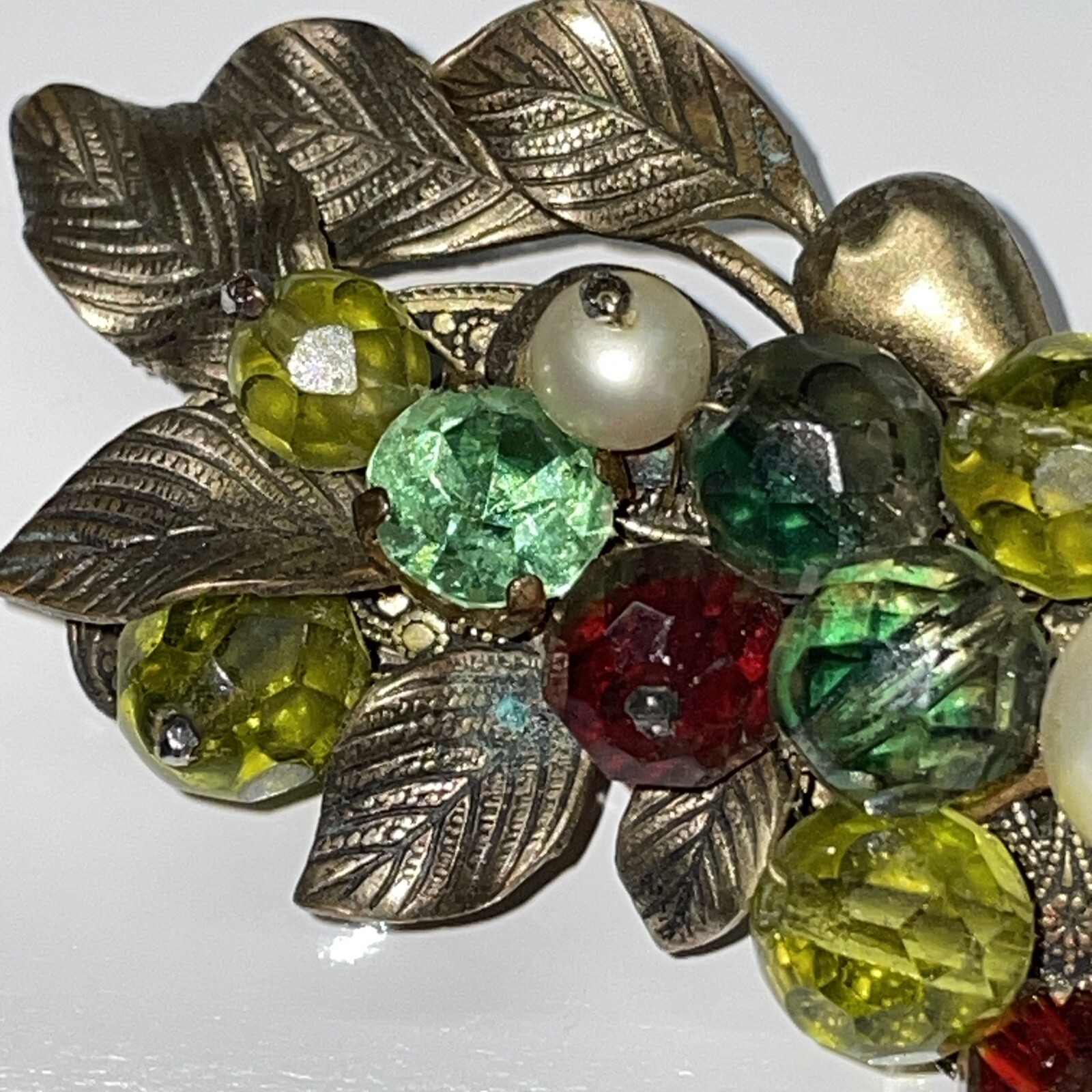 Rare Vintage Miriam Haskell Brooch Pin Gold Tone Faux Pearl Filigree Glows READ