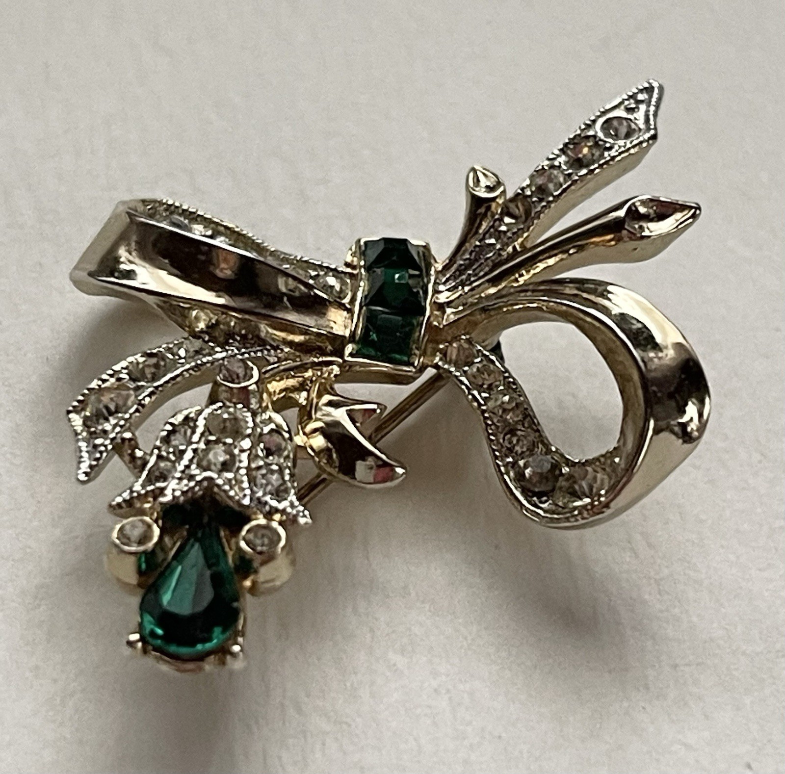 Vintage Coro Green & White Rhinestone Flower Bouquet Bow Brooch Pin