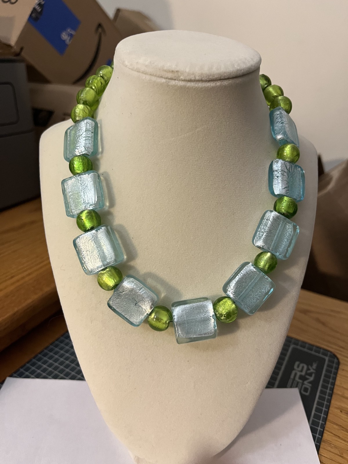 Vintage GLASS CUBE BEADS 16″ Lucite Necklace ~ Blue & Green ~ Toggle closure EUC