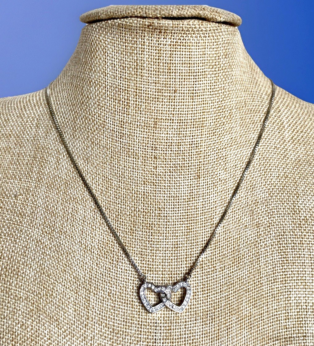 Vtg Adjustable Anne Klein Silver Tone Interlocking Heart Necklace, 16″ – 18-3/4″