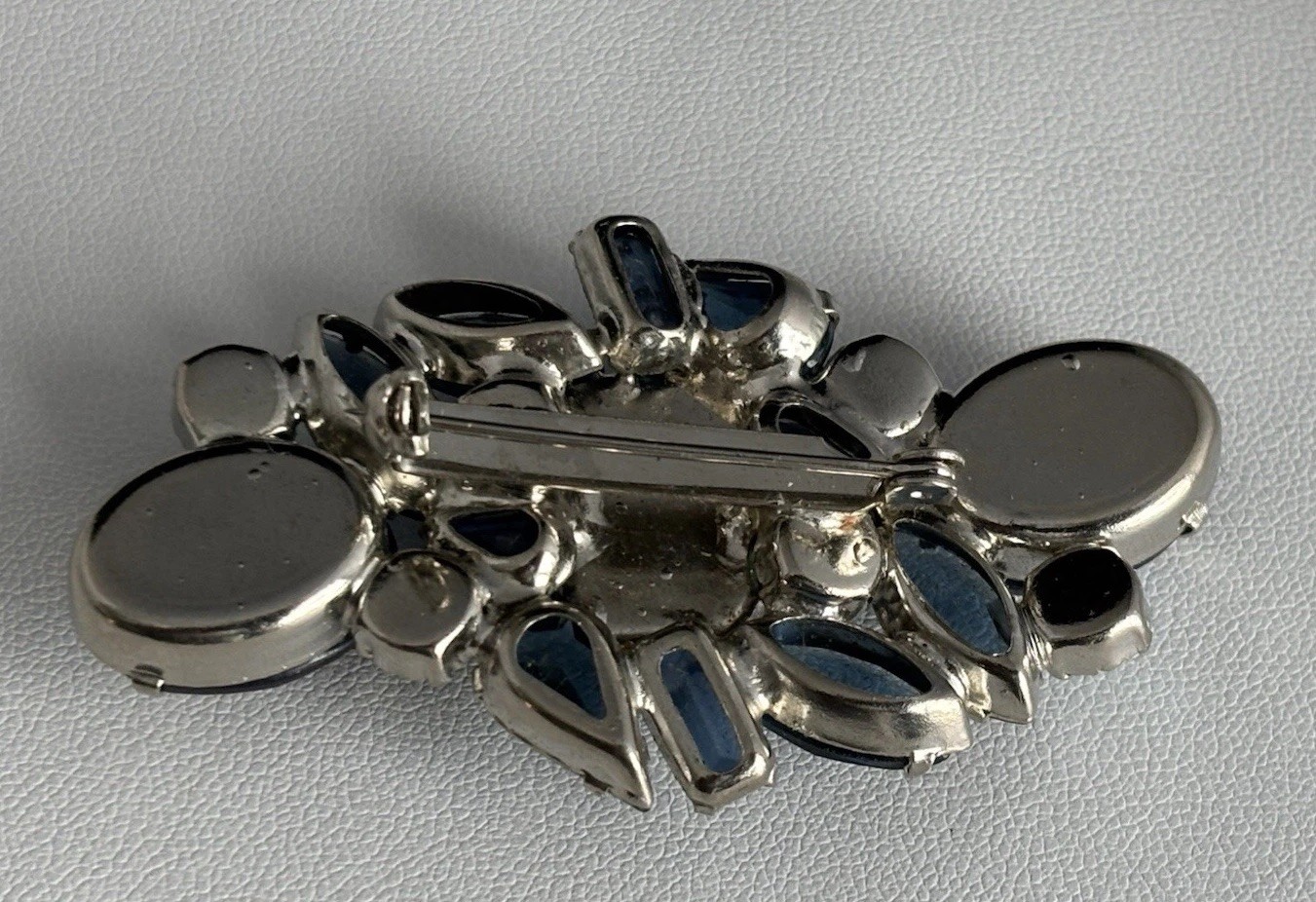 Vintage Violet Purple & Blue Rhinestone Brooch Julianna Style
