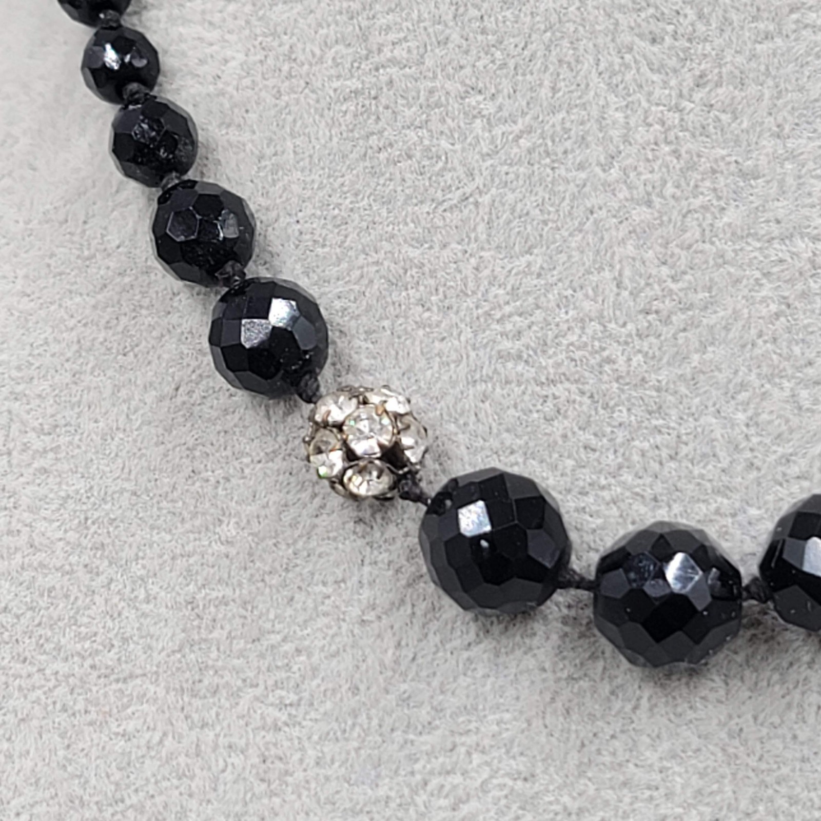 Vintage Black Glass Rhinestone Necklace Silver tone 15″-16.5″