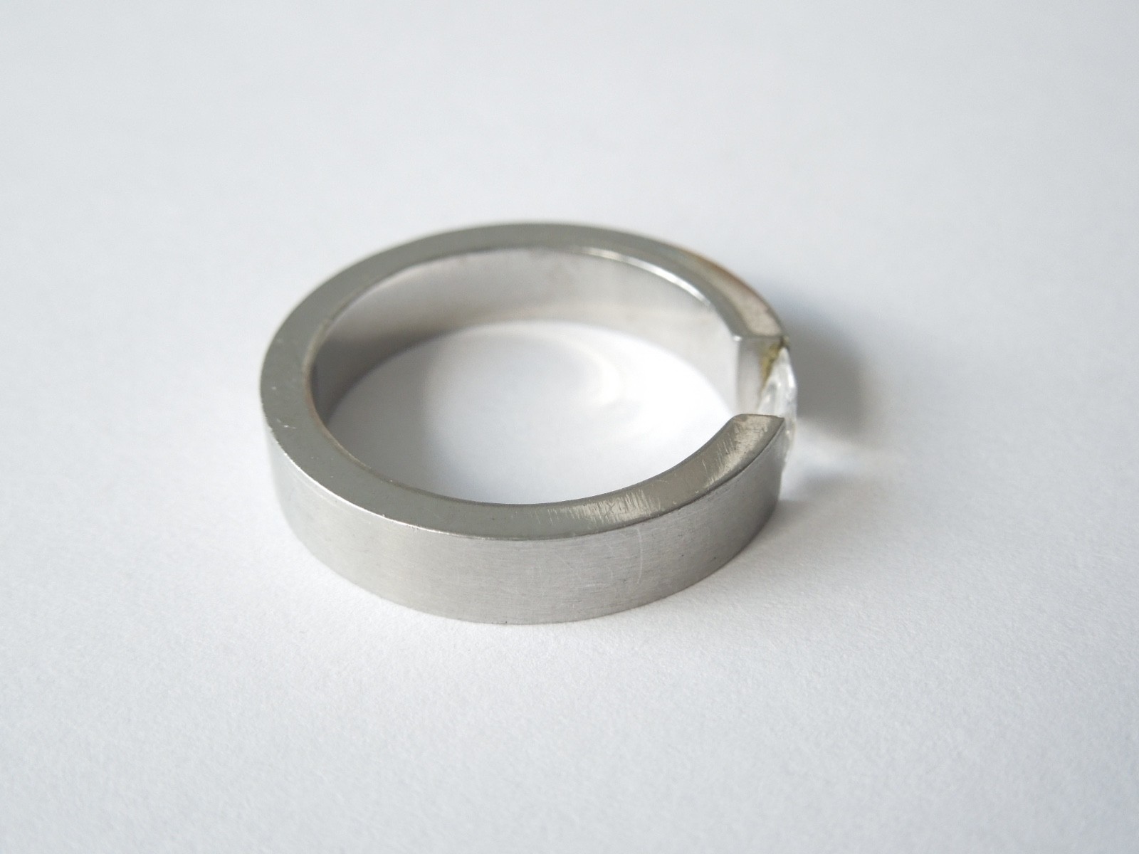 Design Ring Silver-Colored With Clear Stone Tension Setting 4.7 G/Size 61