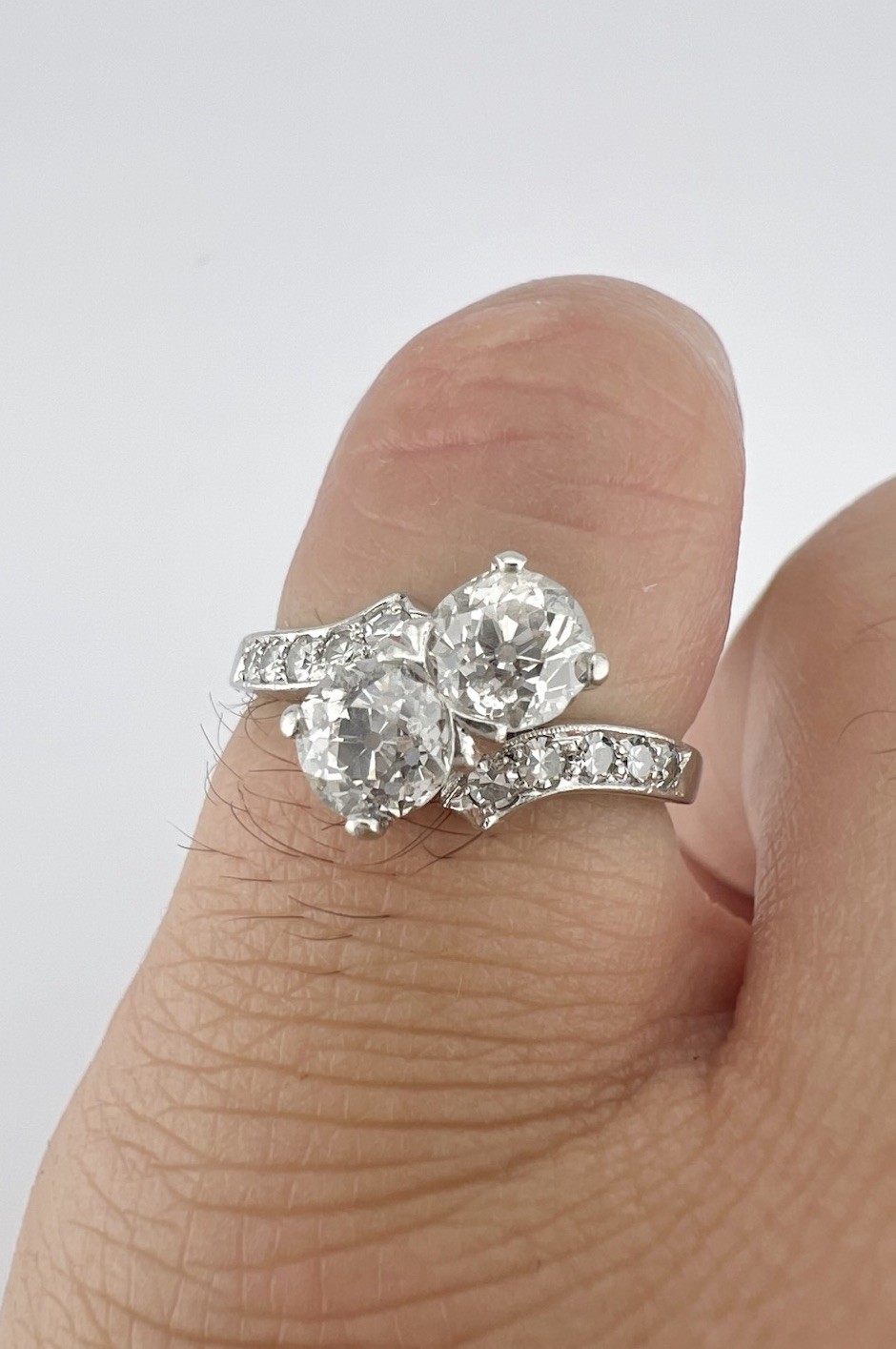 Antique Victorian .900 Platinum Old European Cut Diamond Moi et Toi Bypass Ring