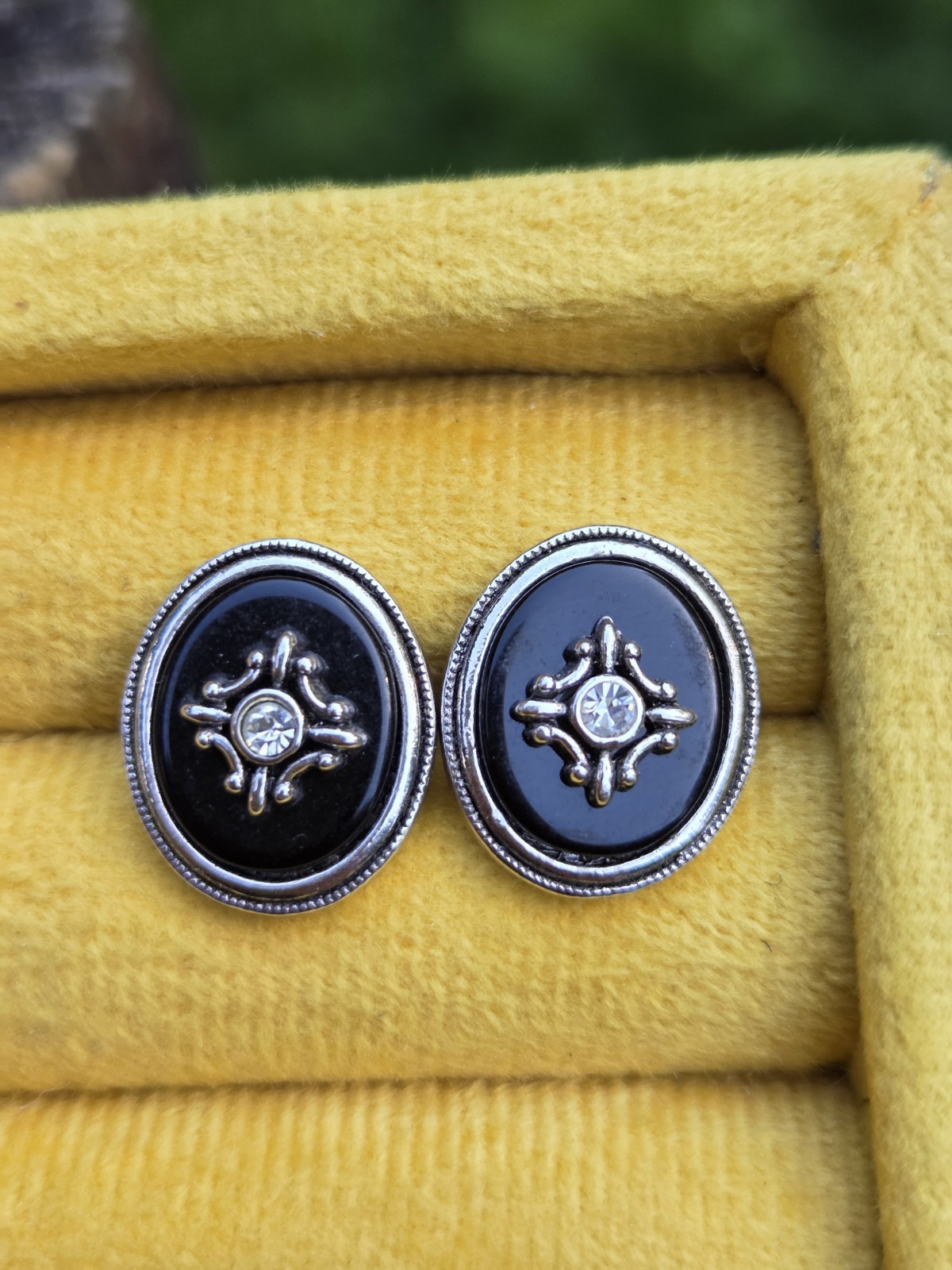 Vintage Avon Chesterfield Collection Convertible Pierced Earrings 1980