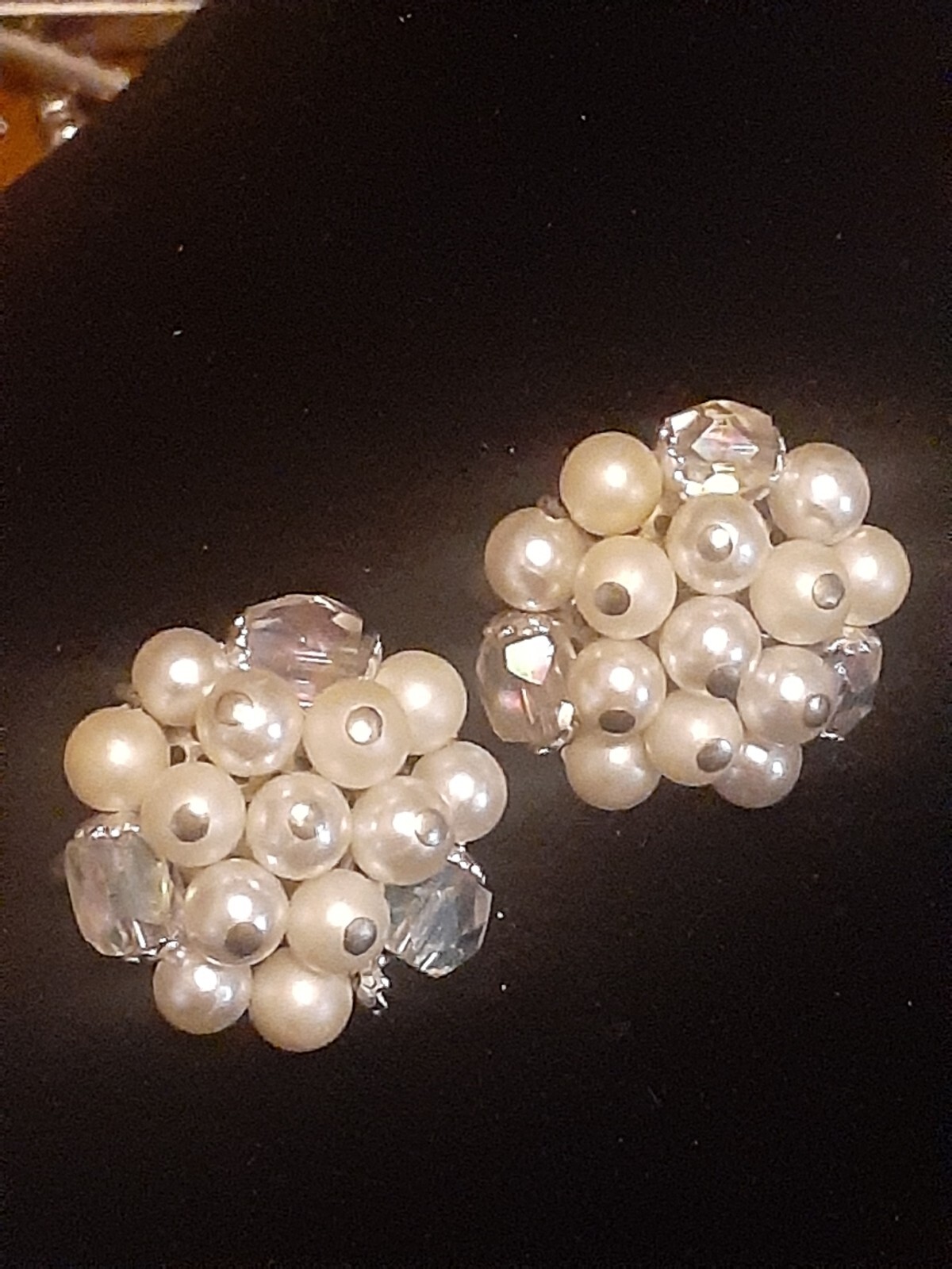Vintage faux pearl & glass bead cluster round clip on earrings