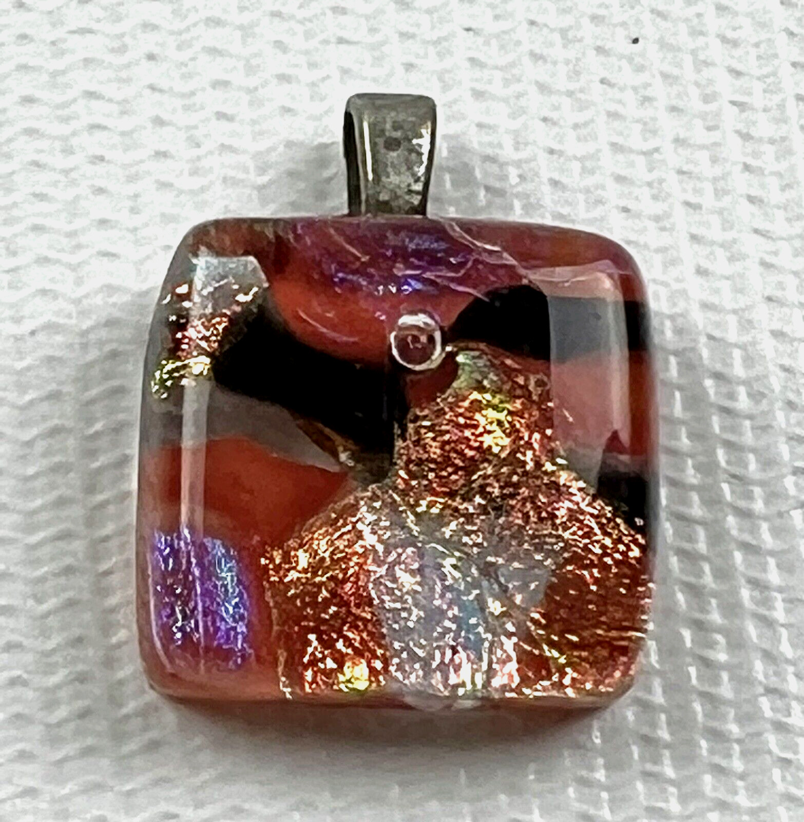 Vintage Pendant .75″ x .75″ Clear Red Black & Gold W/ Silver Toned Bail
