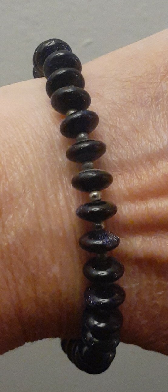 Vintage Artisan Estate Purple Goldstone Beaded Bracelet Size Small
