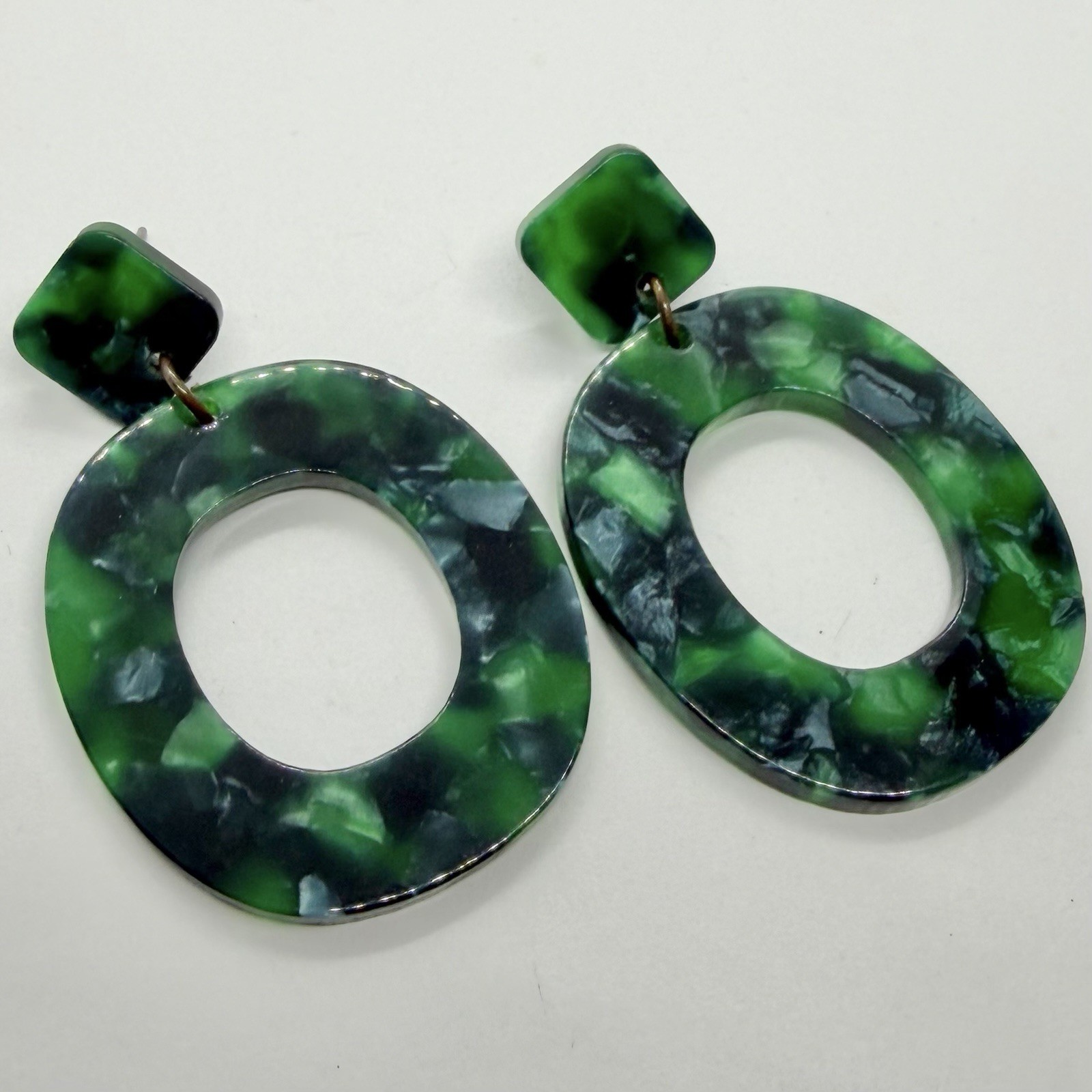 Vtg Big Green Resin Hoop Door Knocker Statement Earrings Post Dangle Drop Large
