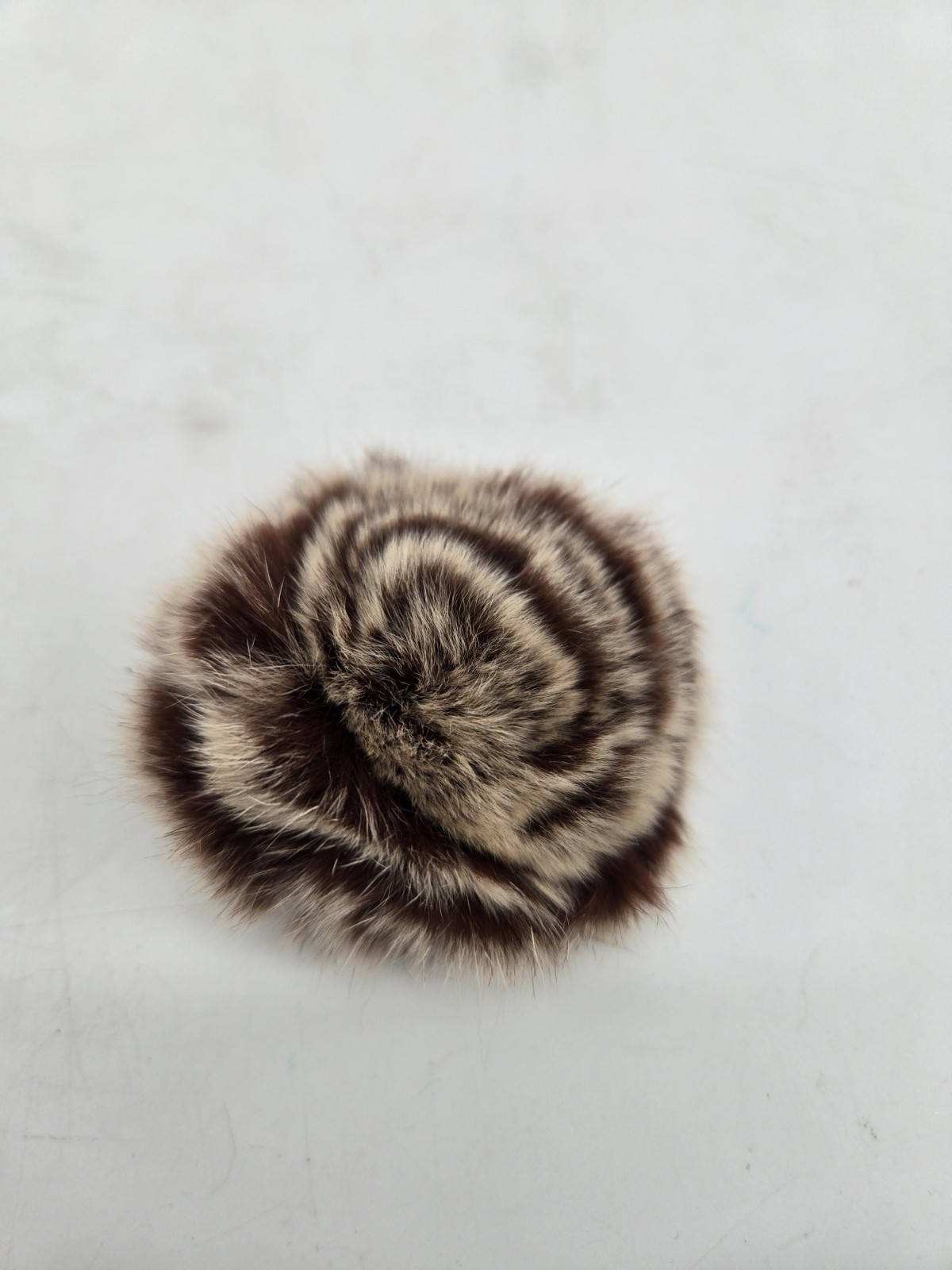 Vintage 90s Chinchilla Fur Brooch Pin