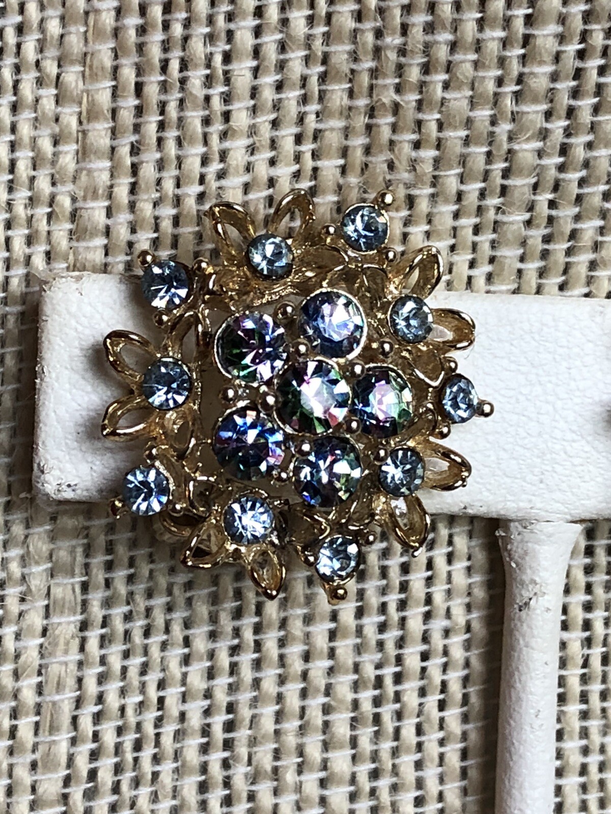 Signed STAR Vintage Gold tone Rhinestone Earrings Great Minty Condition