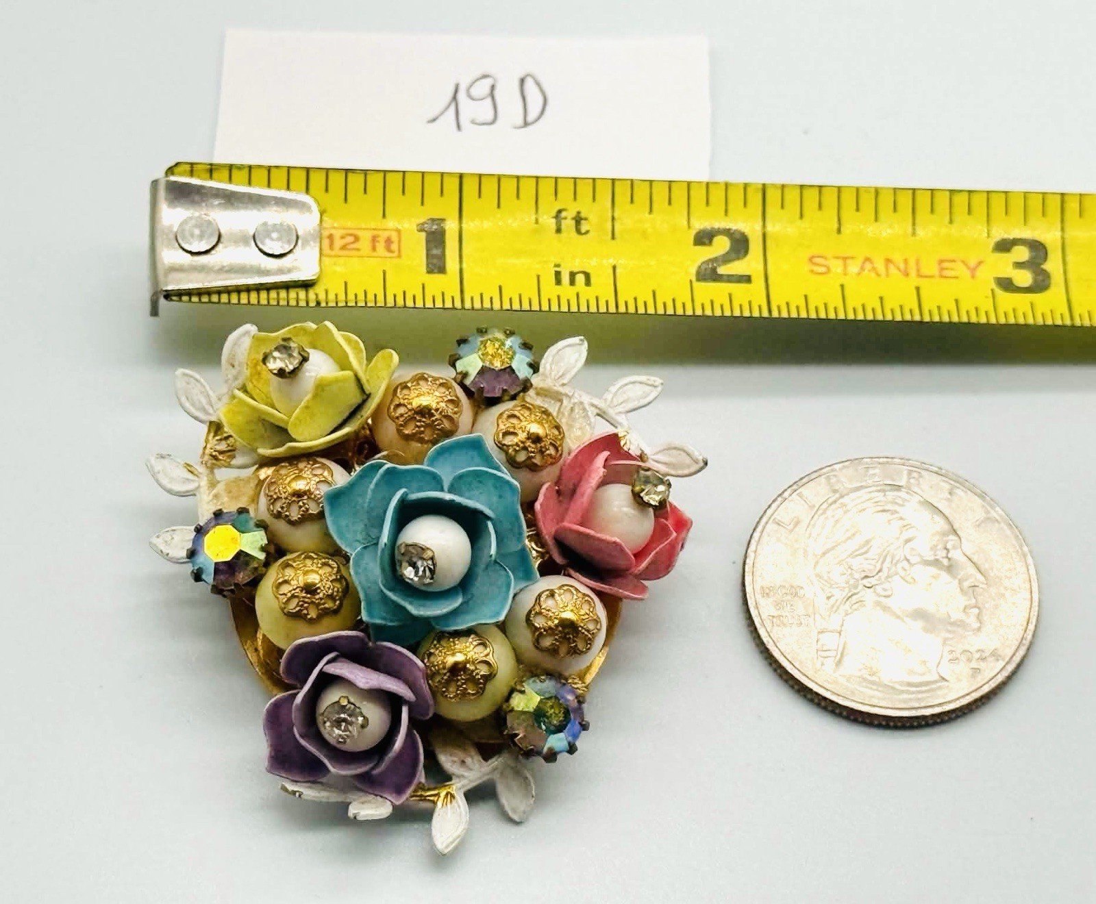 Vtg Unmarked Weiss? Full Floral Bouquet Enamel AB Rhinestone Brooch Pin