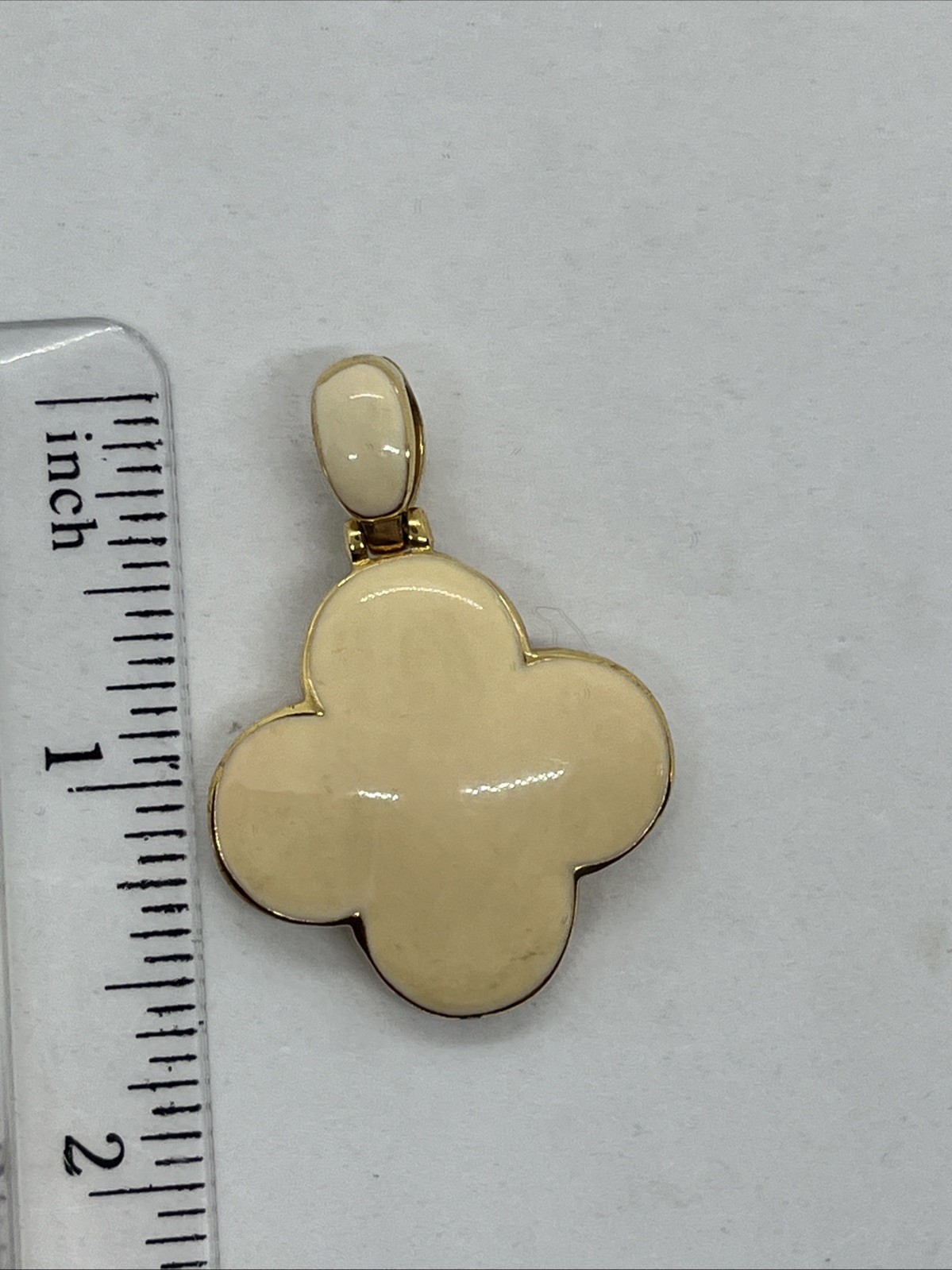 Ivory Enamel And Gold Tone Clover Pendant Enhancer With 18 Inch Chain