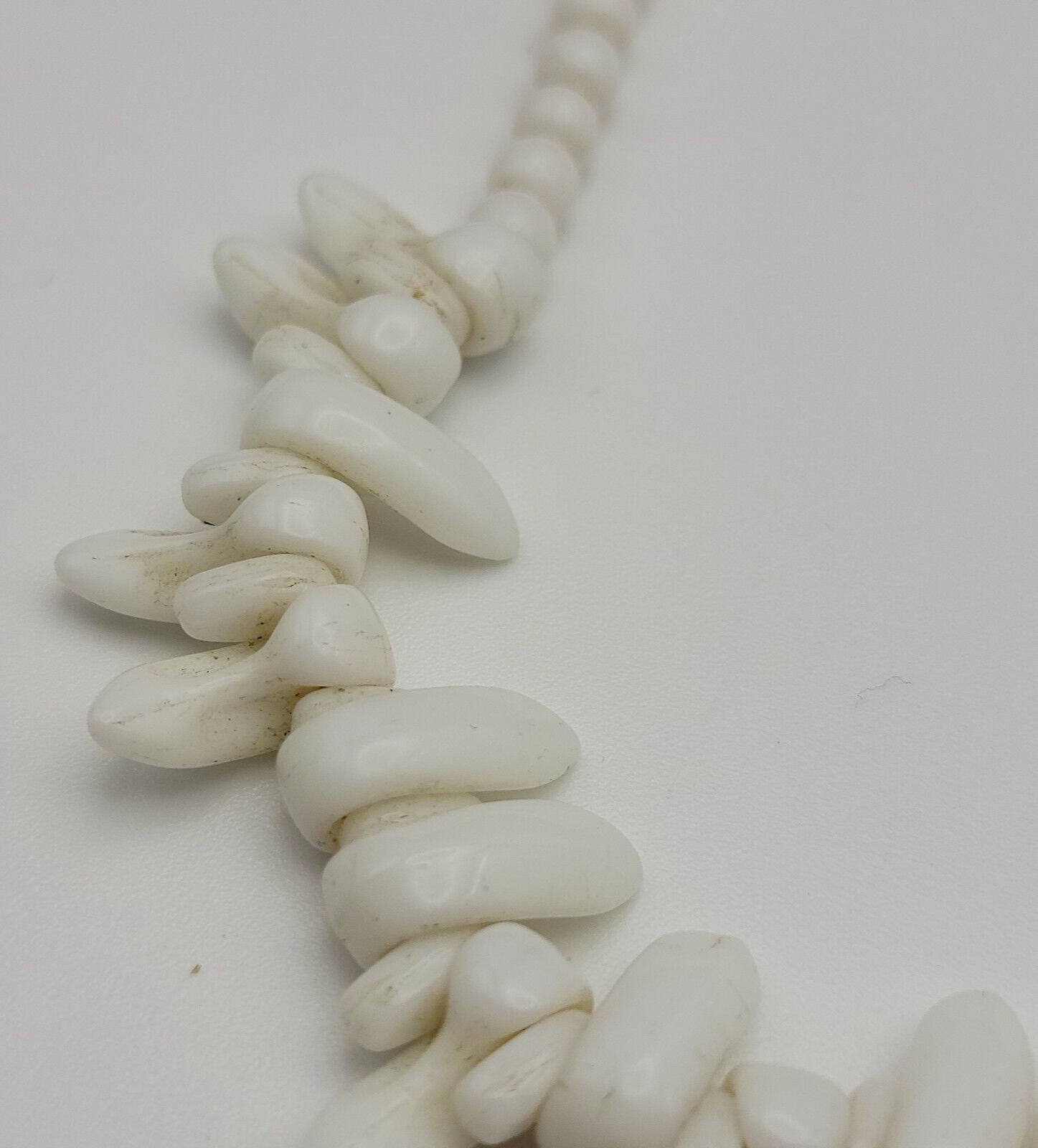 Vintage White Milk Glass Spike Beaded Tribal Choker Necklace 16.5 In Hook Clasp