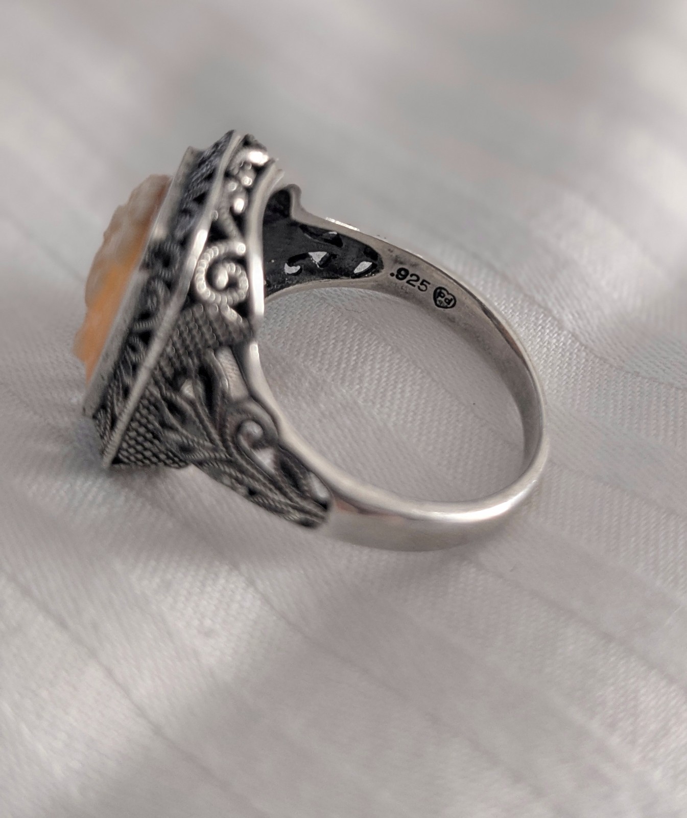925 Sterling Silver Rectangular Shell Cameo Ring Filigree Setting