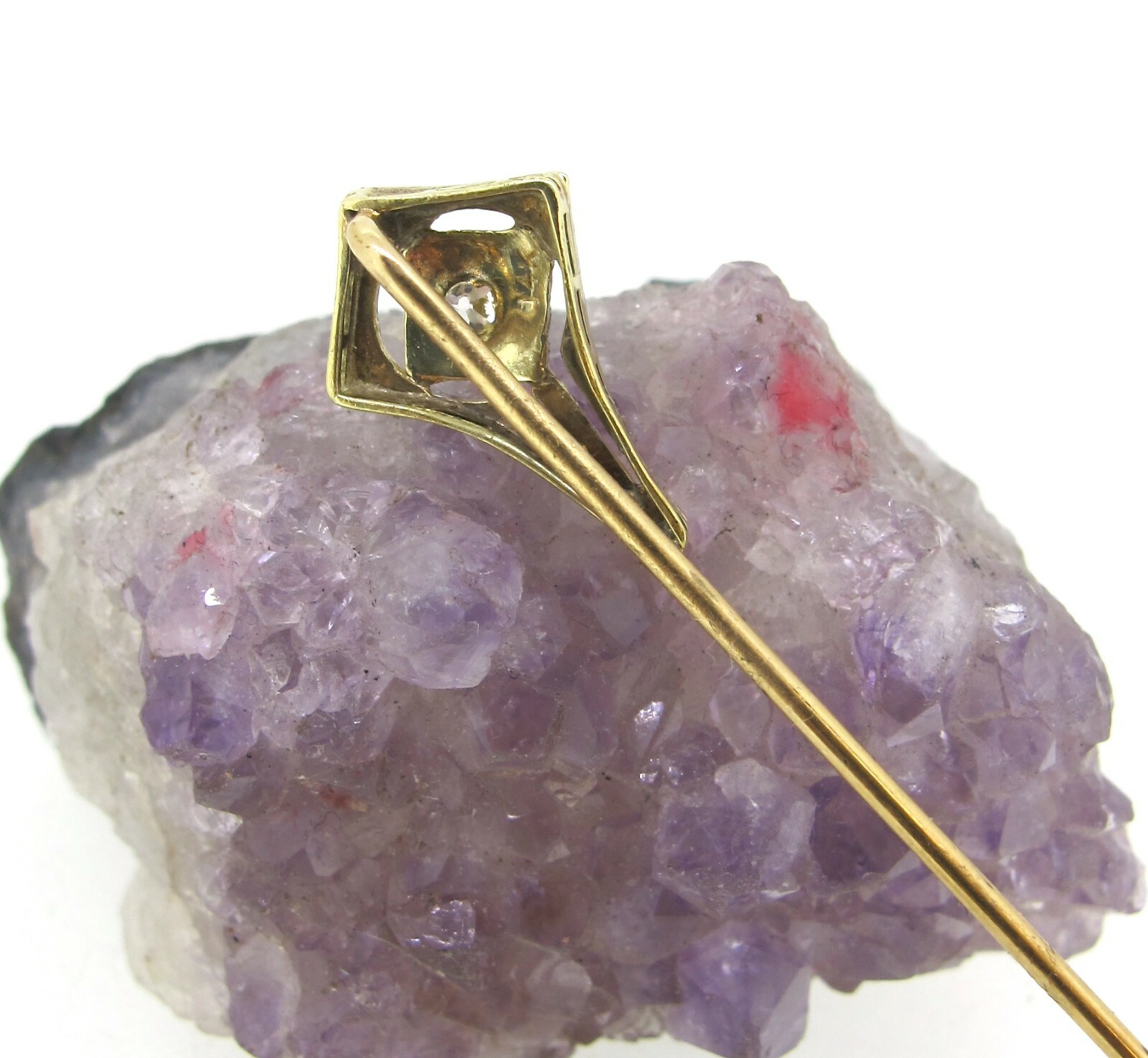 Vintage 14k Yellow Gold .10 ct Dimond Pin Carved