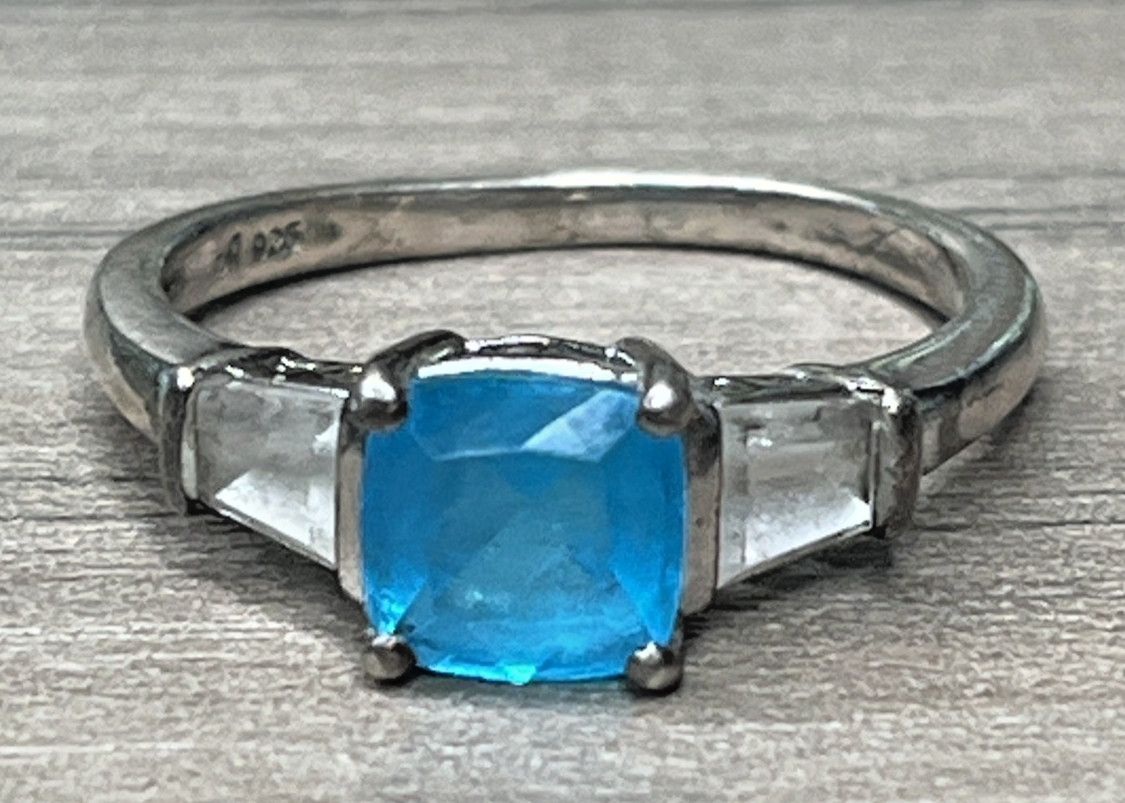 Signed Vintage Sterling 925 Sky Ice Blue Topaz White Topaz Accents Ring SZ 8 3g