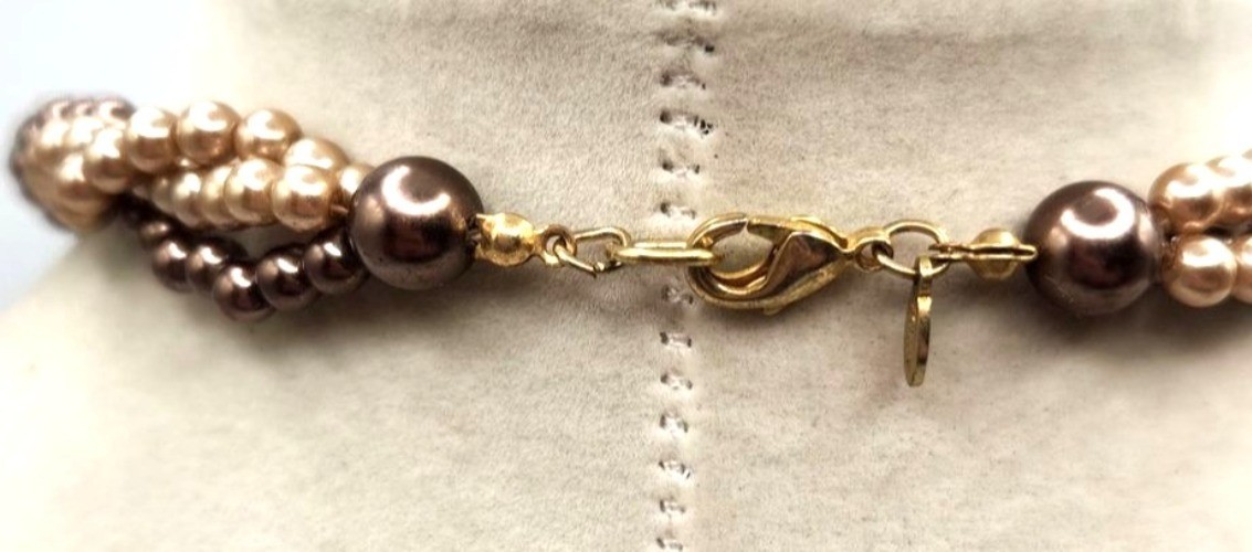 Vintage Multistrand Faux Pearl Necklace With Gold-Tone Lobster Clasp – Brown & C