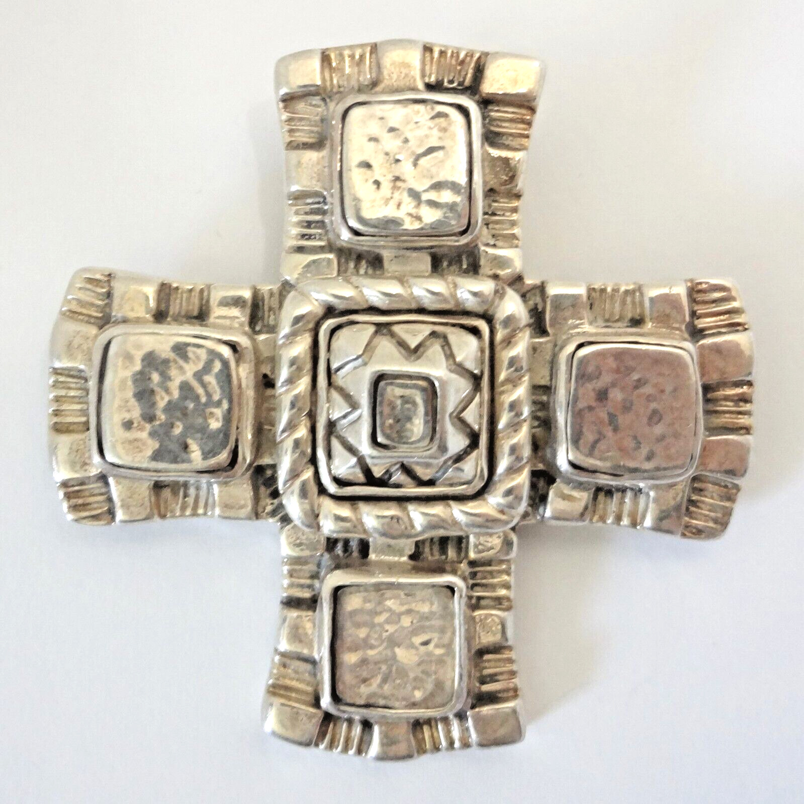 DIAN MALOUF Sterling Silver Modernist Cross Pendant Brooch 2 1/4″
