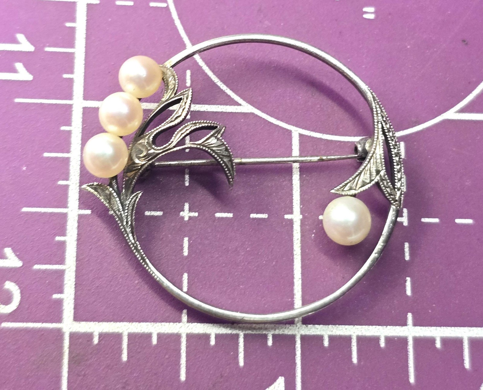Mikimoto 4 Akoya Cultured Pearl flower vintage mid century sterling silver brooc