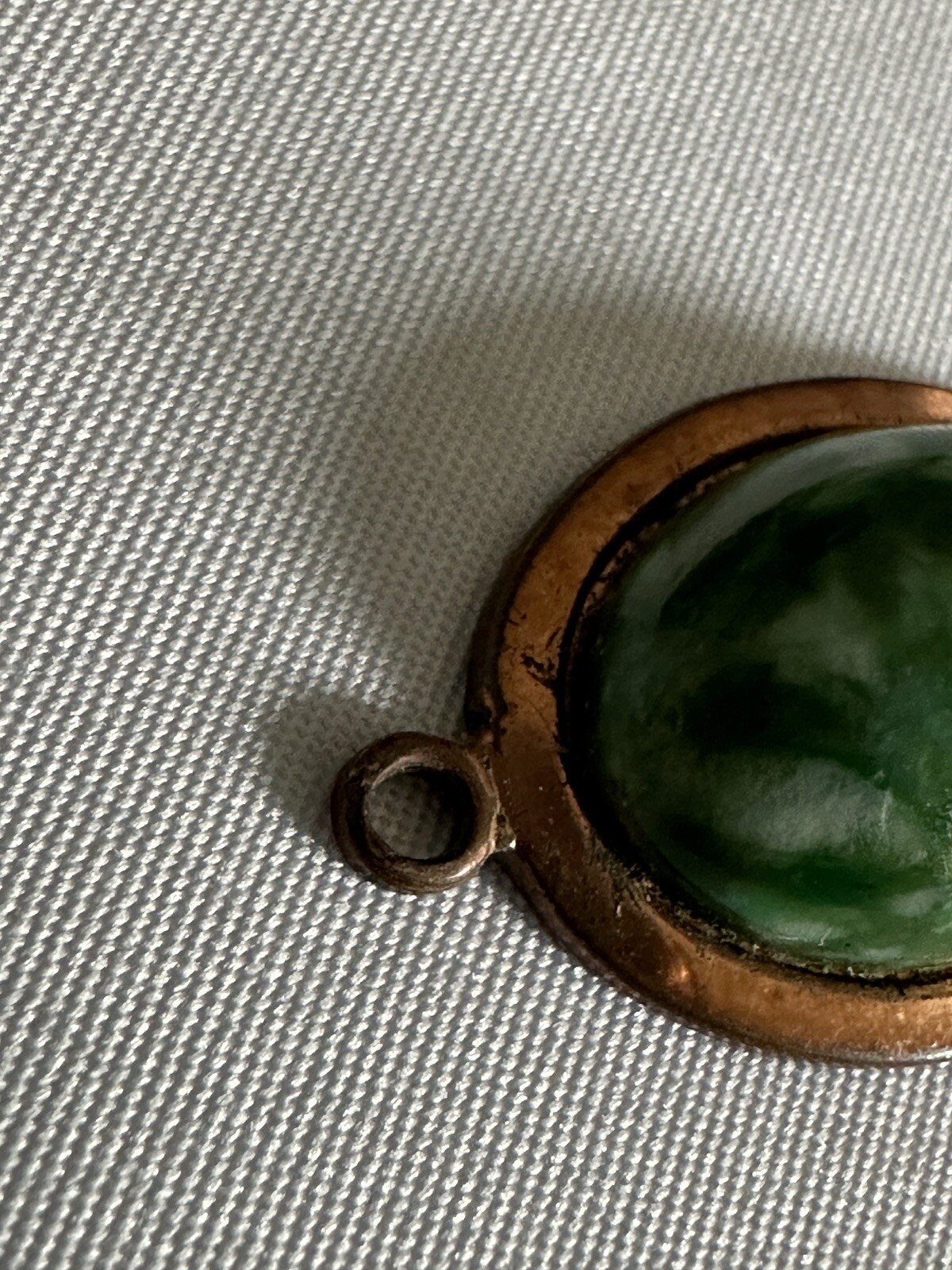 Vintage Green White Stone Cabochon Pendant Copper Tone Metal Oval Shape B11