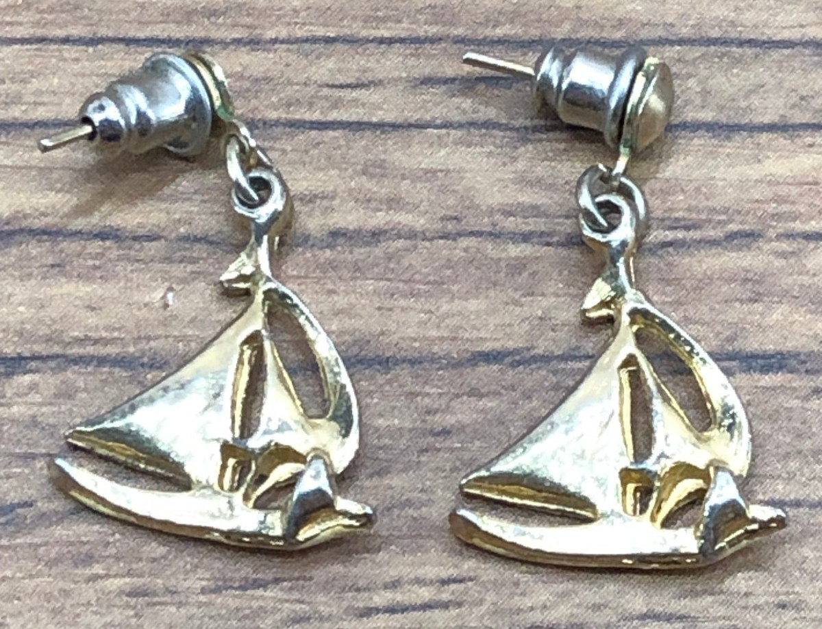 Vintage Ivory and Gold Tone Sail Boat Earrings