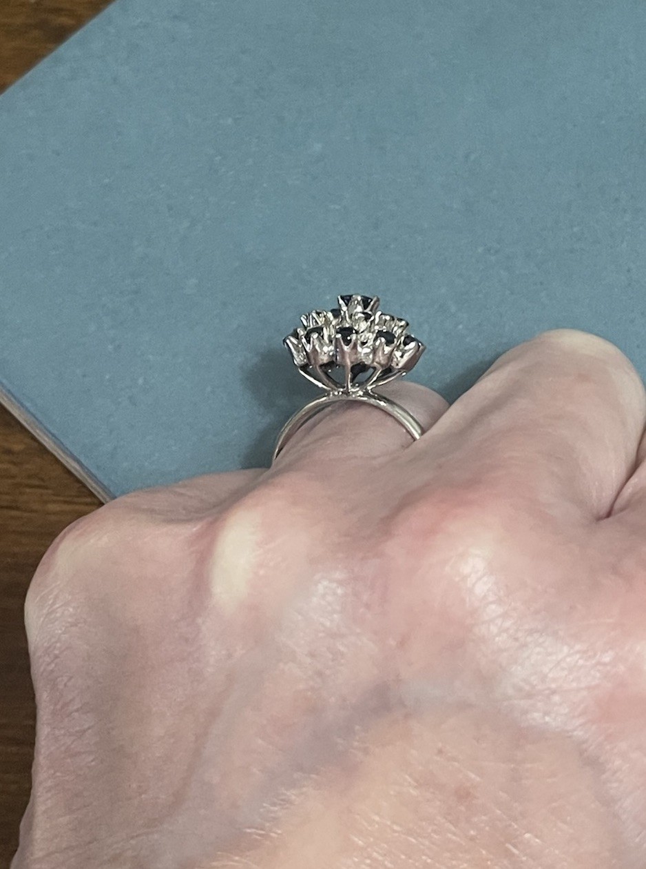 Ring Sterling Silver Sapphire Cluster/Dome Deep Blue Vintage Floral Size 7.25