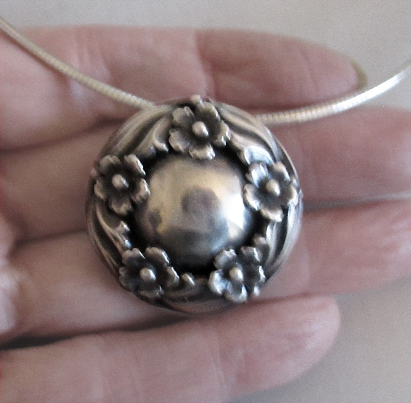 VINTAGE STERLING DENMARK N E FROM DENMARK NECKLACE PENDANT, 1 3/8 INCHES, 22 GRM