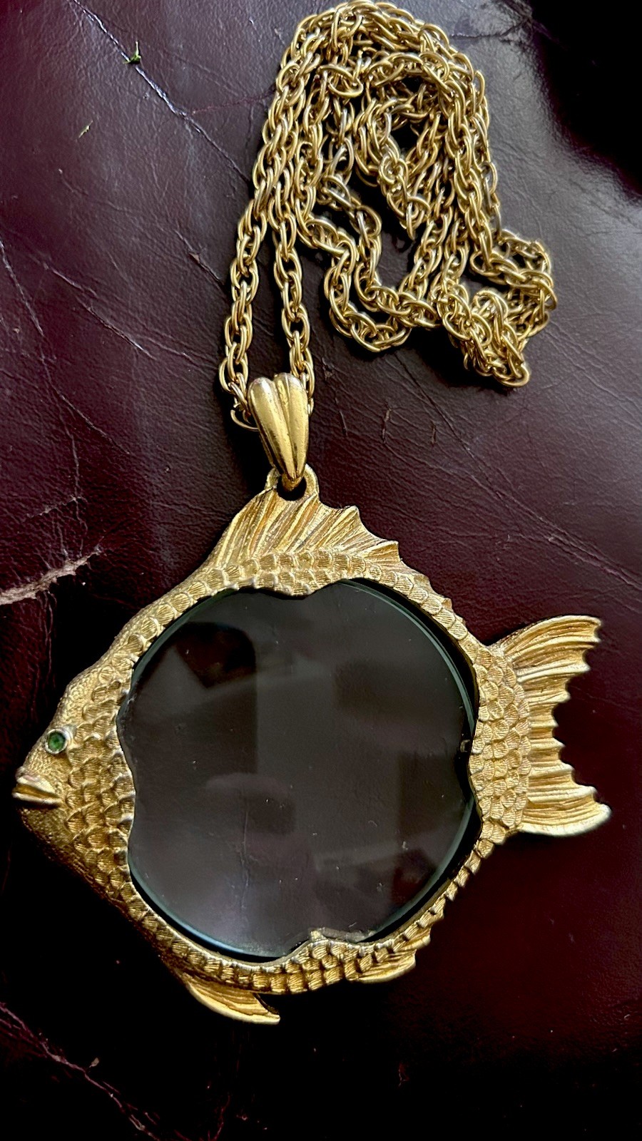 Vintage Signed FLORENZA Fish Jelly Belly Magnifying Glass Pendant Necklace 70s