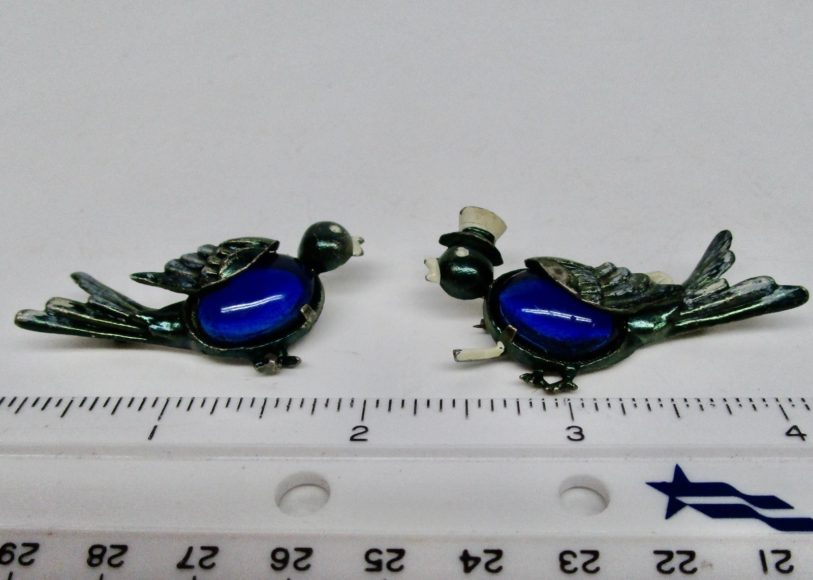 Vintage Coro style brooch pin set Mr. and Mrs. bird jelly belly C clasp unmarked