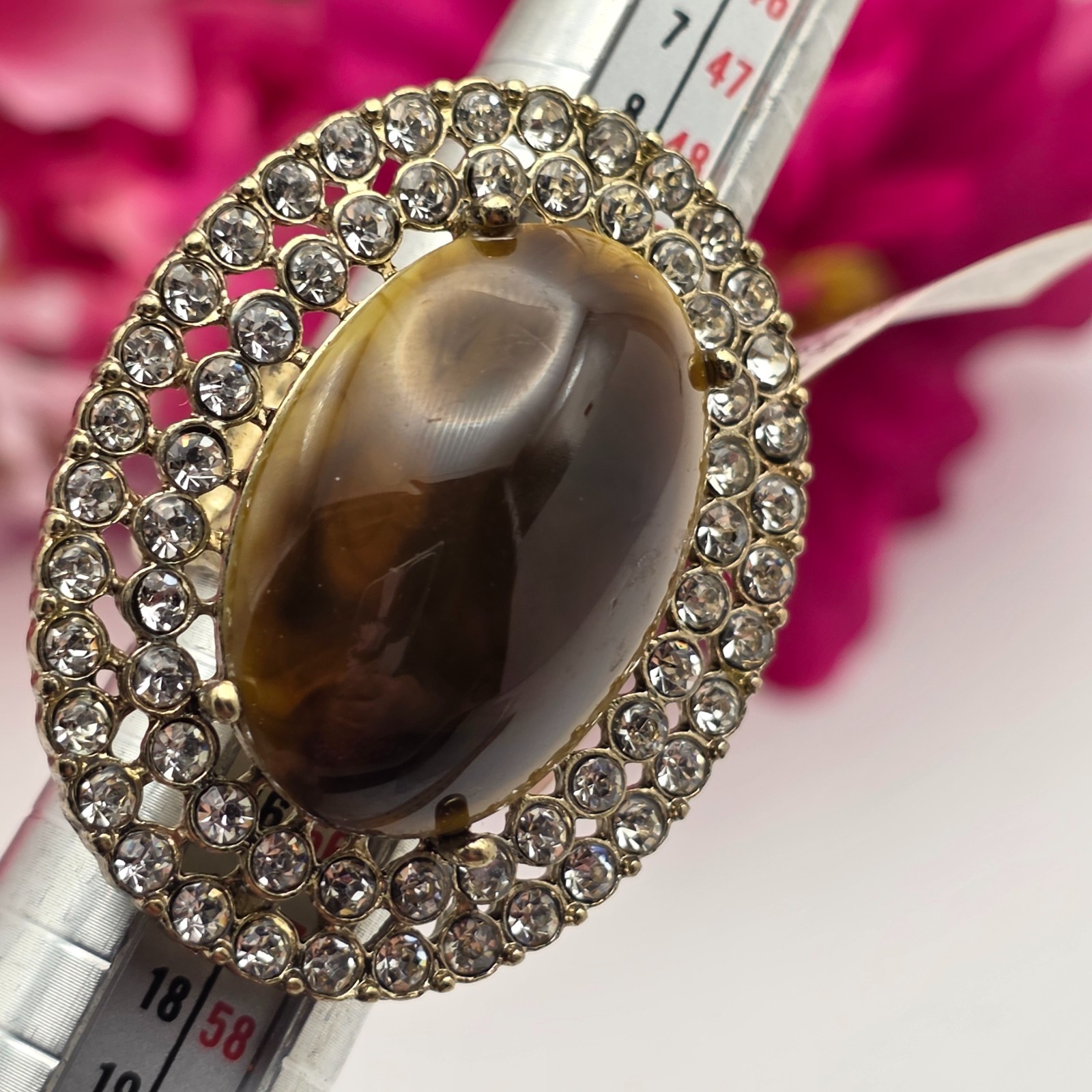 Vintage Tigers Eye Lucite Cocktail Ring Gold Tone Crystal Halo Stretch Band OS