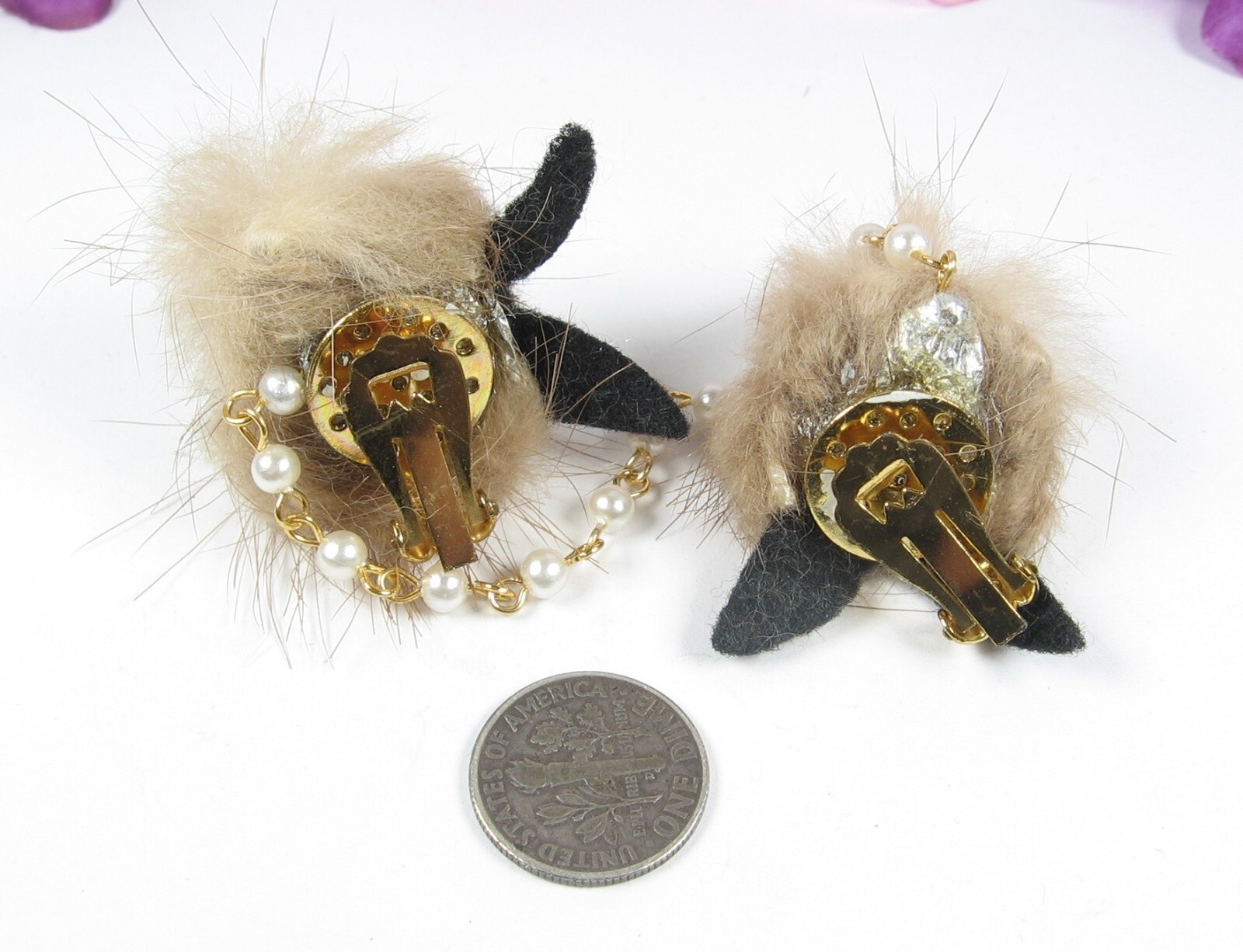 Vintage FUN Faux FUR FOX SWEATER GUARD Beads GOOGLY EYES Goldtone Clips