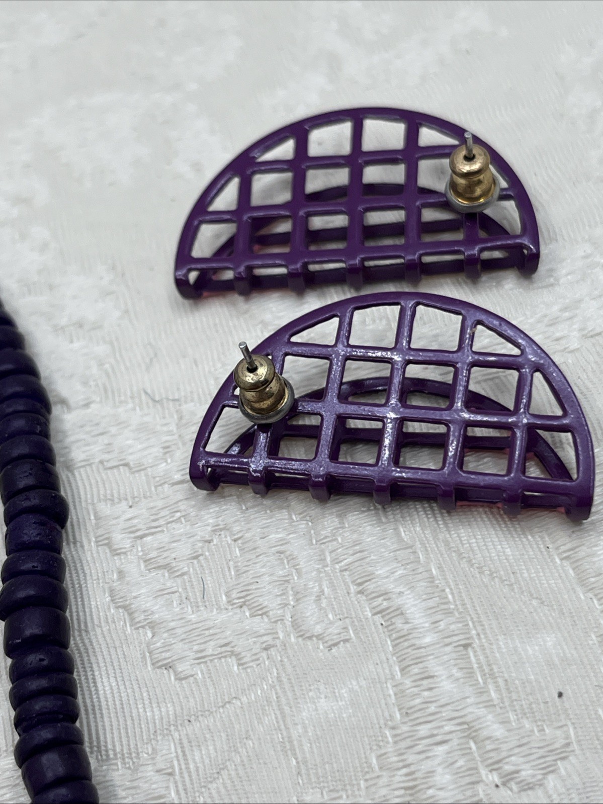 Tropical Tiki Parrot Necklace Wooden Carved Beads Colorful Birds Purple Earrings