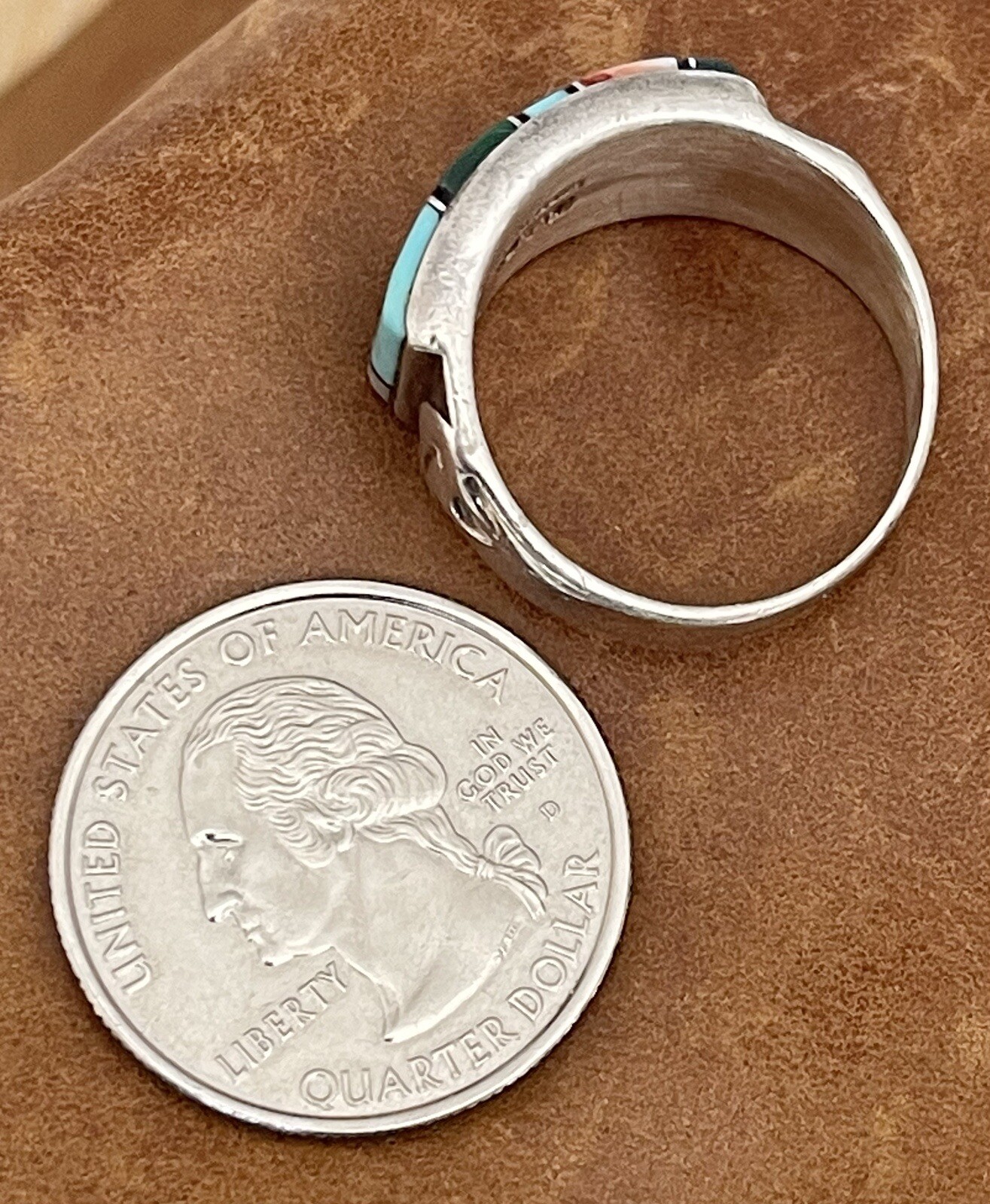 South Western 925 QUOC Turquoise Inc. Albuquerque Stones Bear Embossed Ring Sz 9
