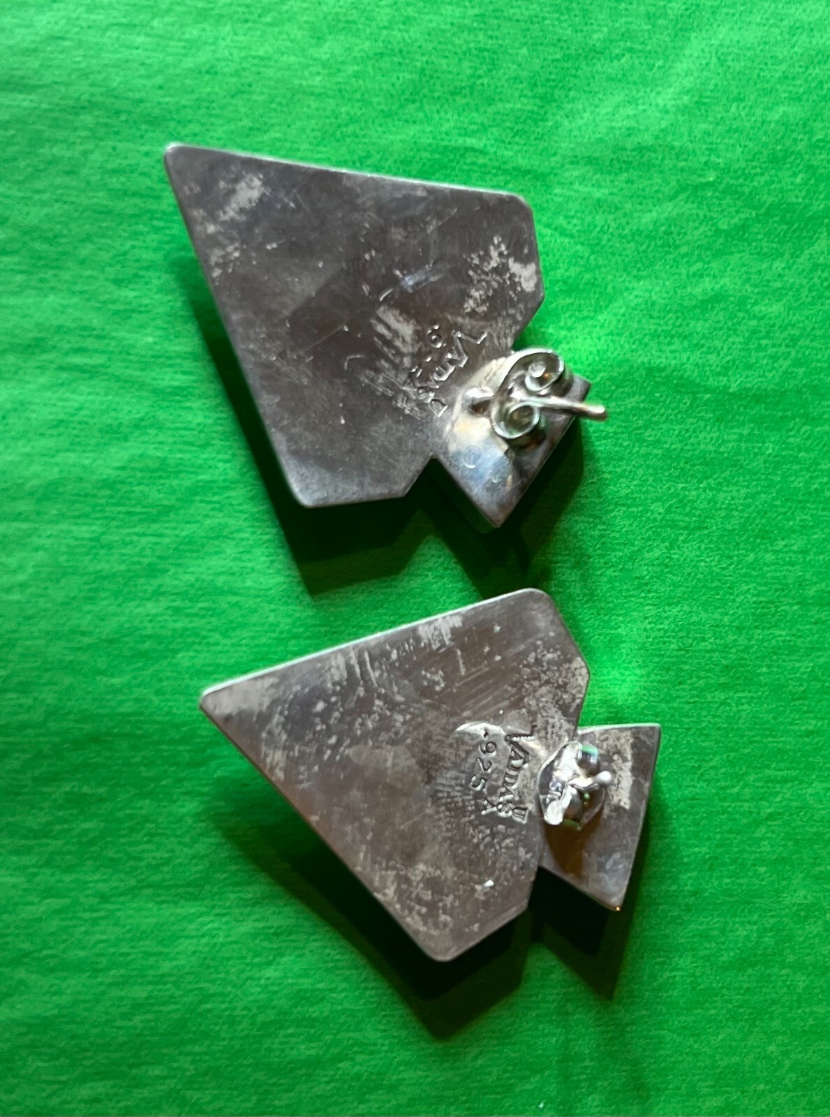 Vintage Peter Vadja Signed Sterling Silver MCM Arrowhead Inlaid Earrings