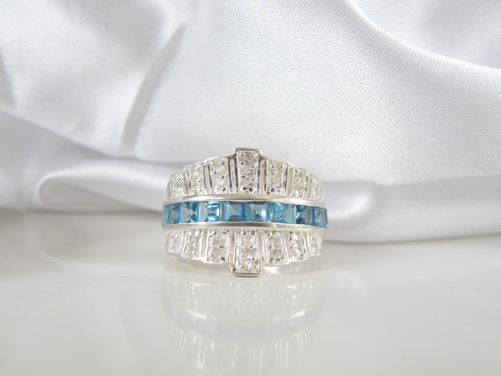 Vintage Sterling Silver 925 Channel Set Natural Heated Blue Topaz Ring Size 6