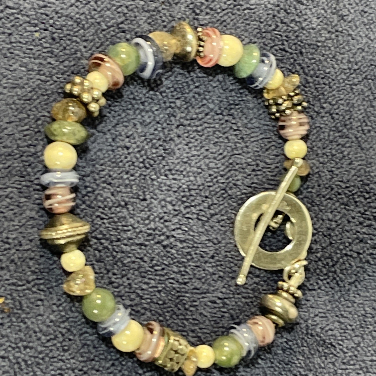 Vintage Sterling Silver Pastel Colors Beaded Bracelet Southwest Toggle Clasp 8″