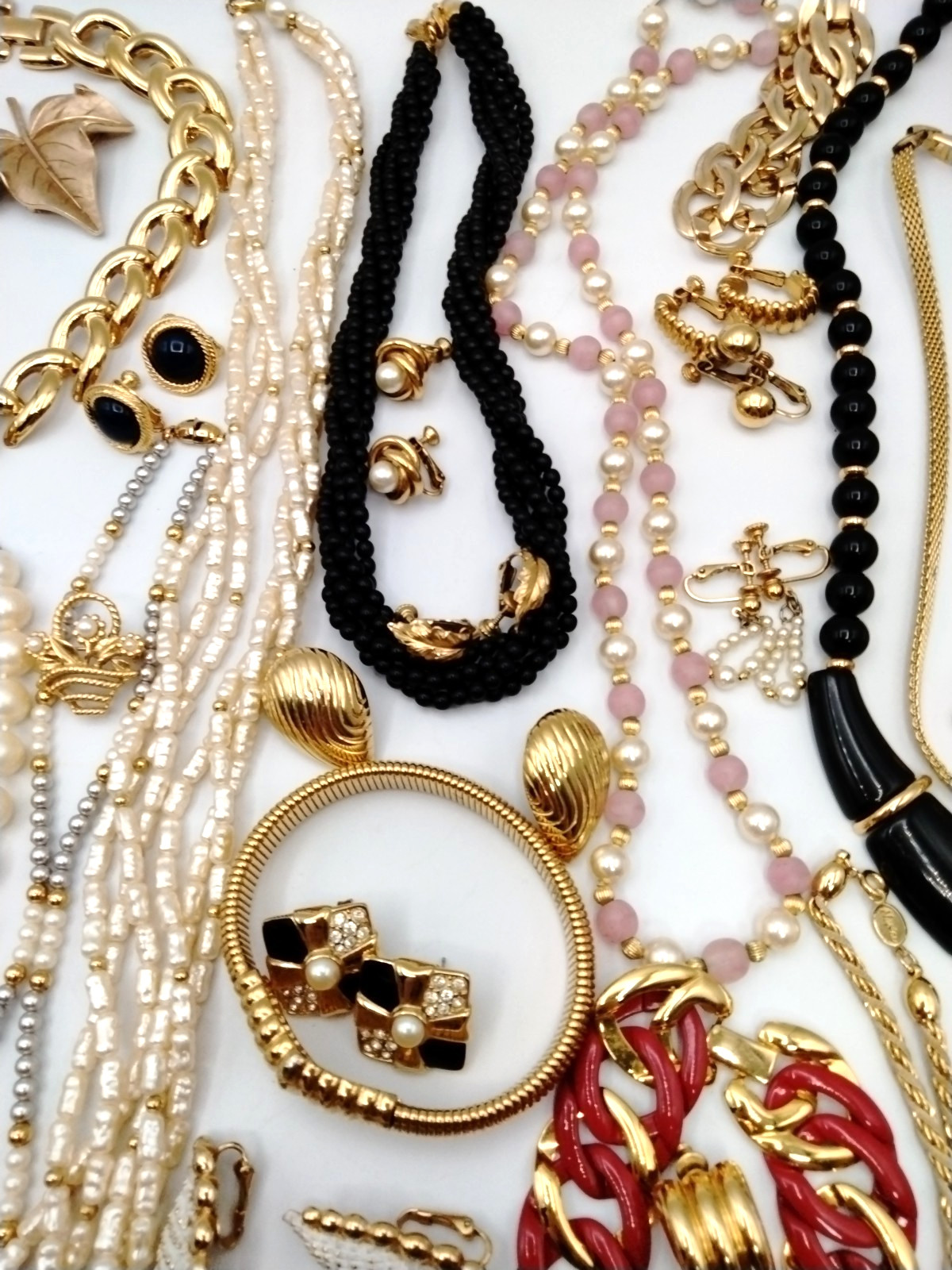 Vintage Jewelry Lot Coro Trifari Monet Sarah Coventry Necklace Earring Brooch