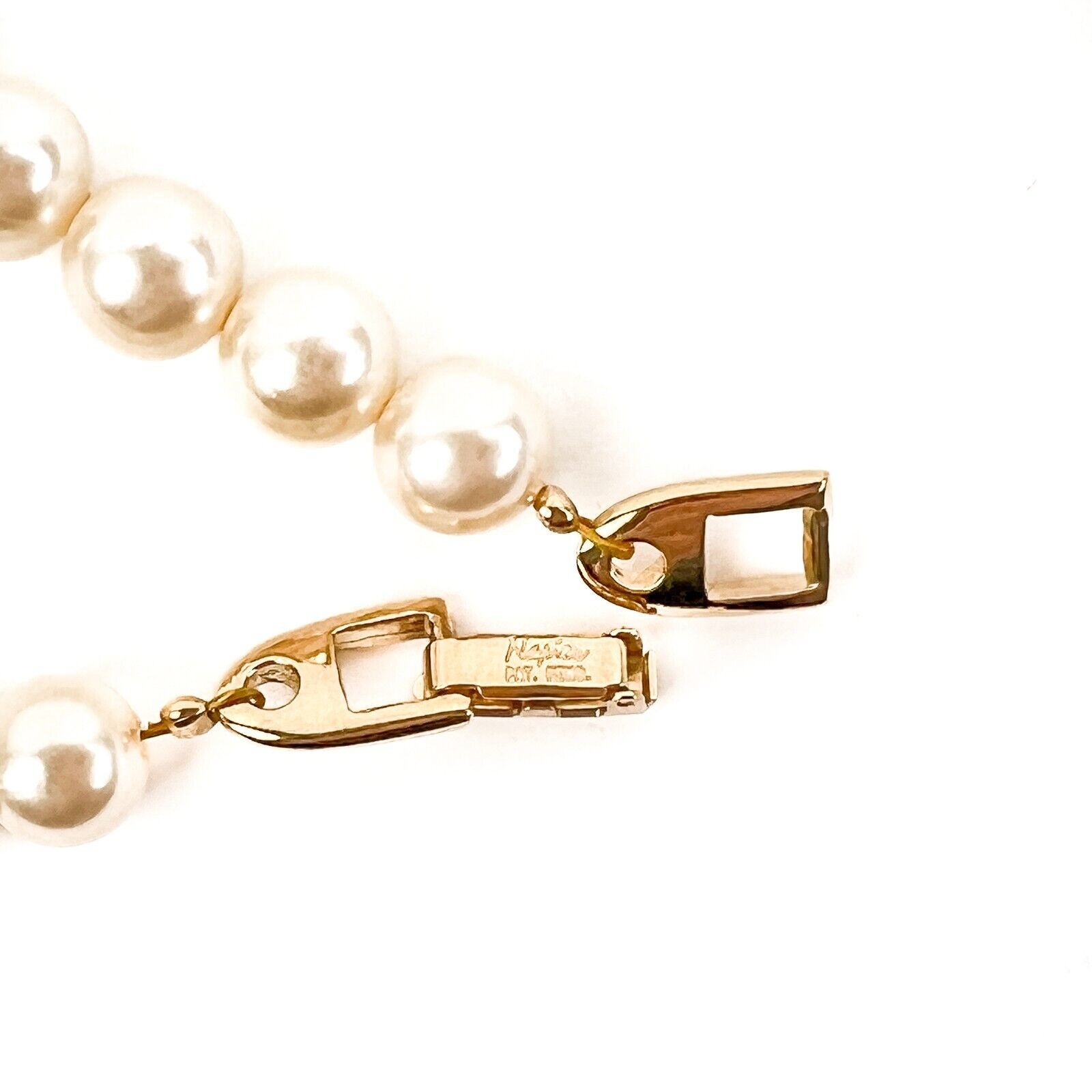 Napier Necklace Faux Pearl Light Pink Swirl Enamel Gold Tone Plate Signed Vtg