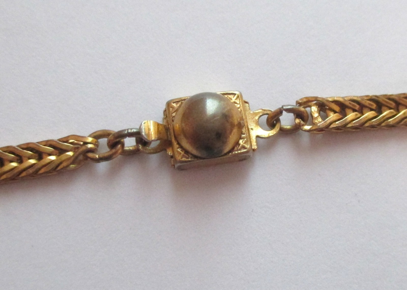 LARGE VINTAGE VICTORIAN REVIVAL LOCKET WHEAT CHAIN NECKLACE GOLD GILT BRASS