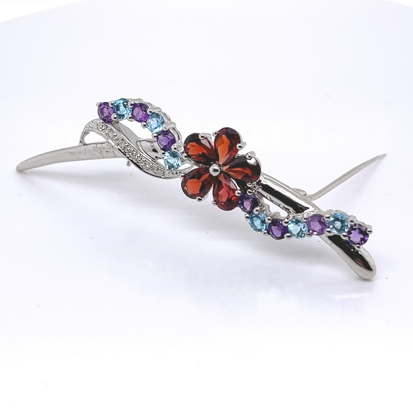 14 Karat White Gold, Diamond, Spinel, Amethyst, & Garnet Flower Brooch – 14k VR