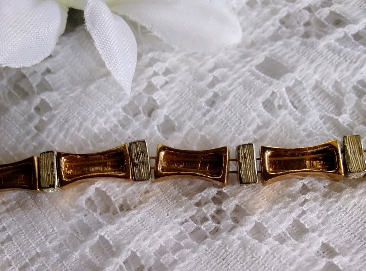Vintage Napier Yellow Goldtone Plated Bamboo Style/Crystal Fashion 7″ Bracelet